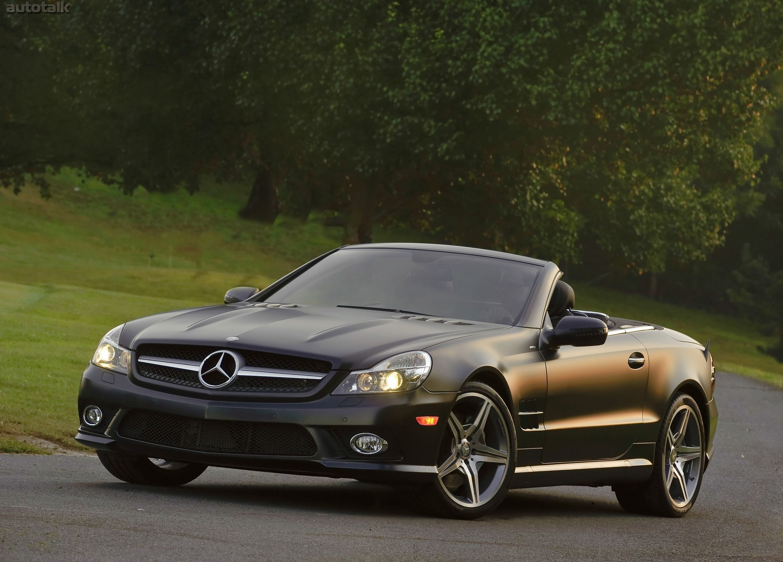 2011 Mercedes-Benz SL550 Night Edition