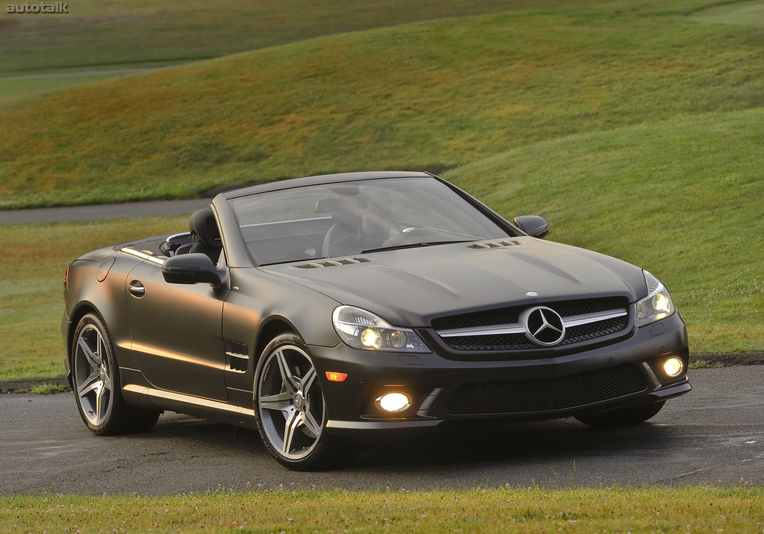 2011 Mercedes-Benz SL550 Night Edition