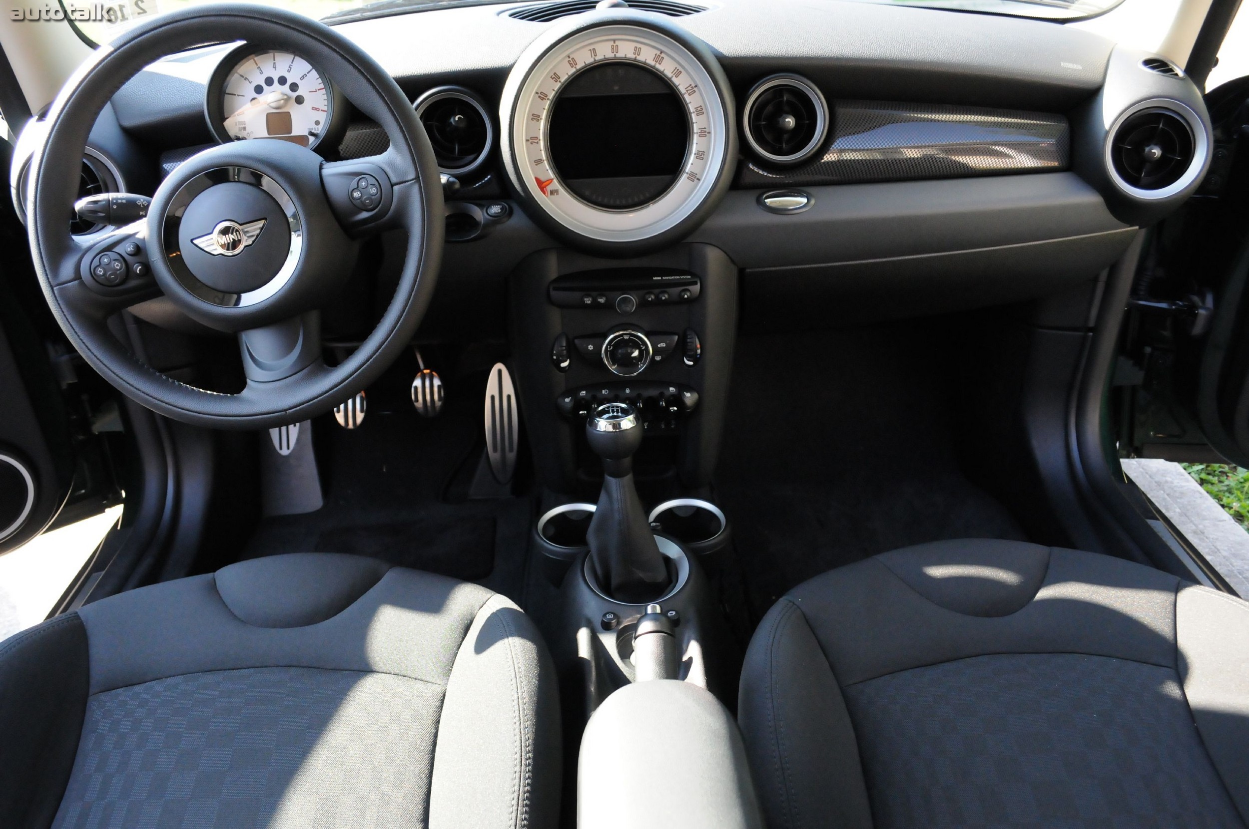 2011 MINI Cooper S Clubman Review