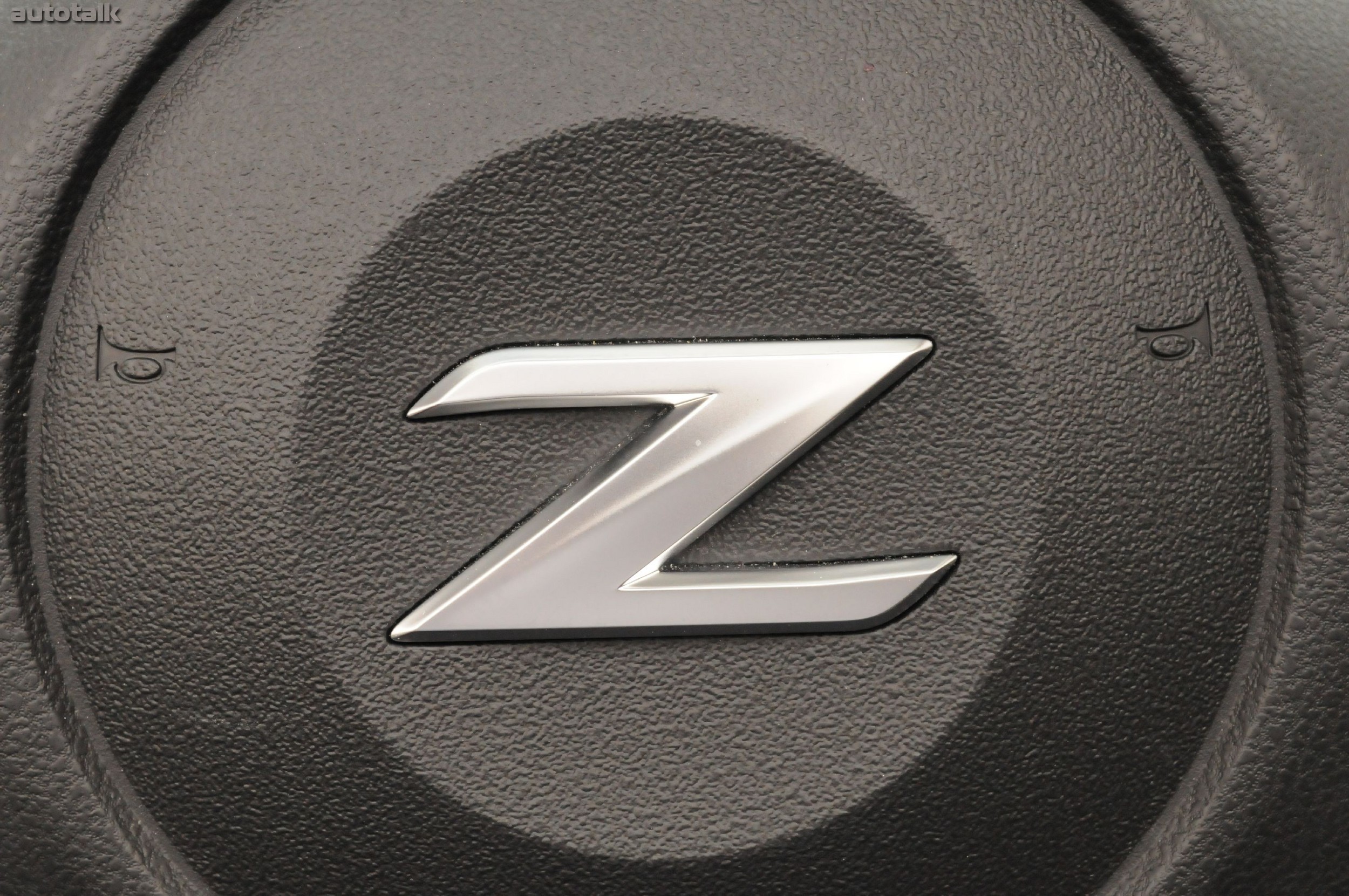 2011 Nissan 370Z Roadster Review