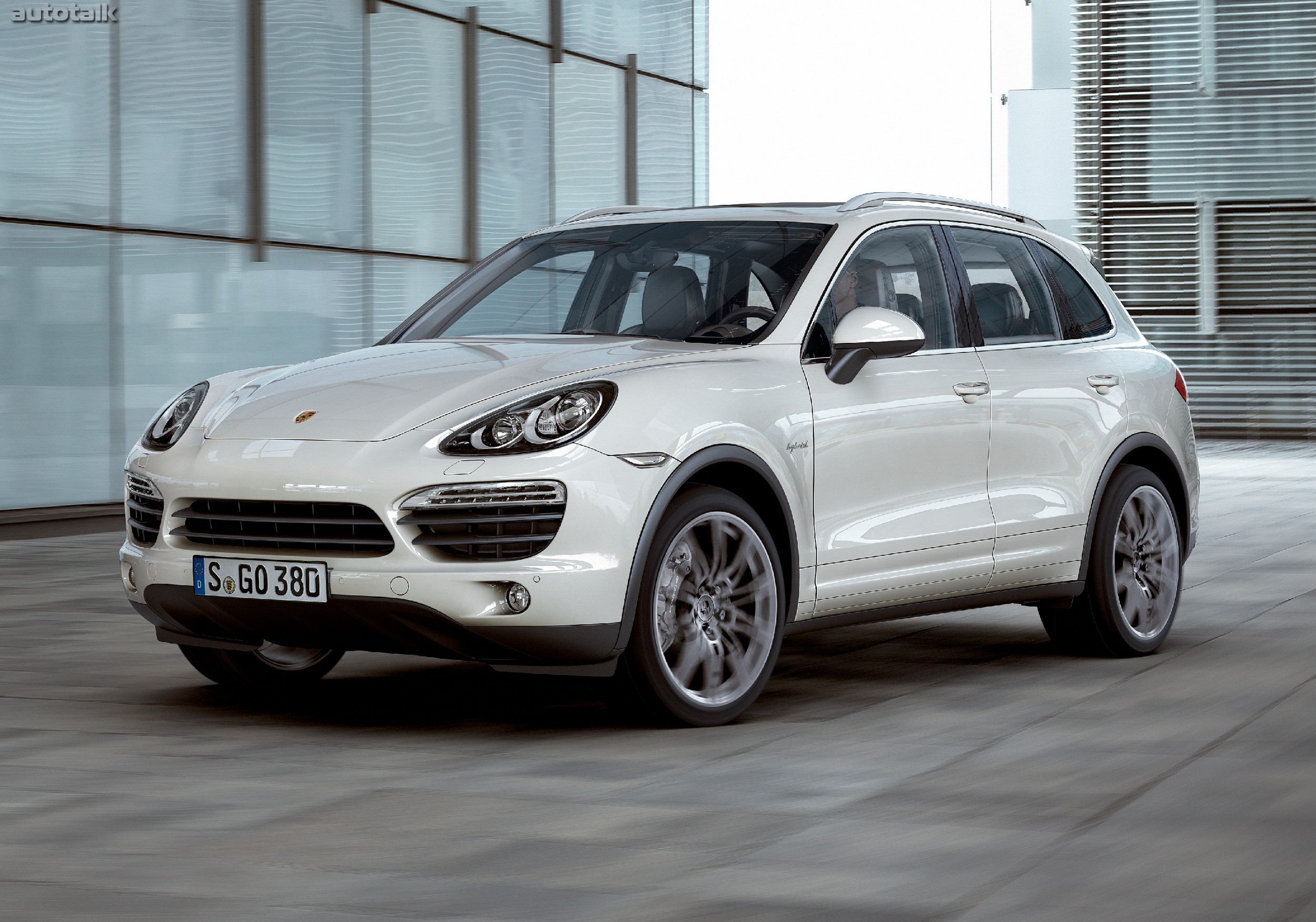 2011 Porsche Cayenne S Hybrid