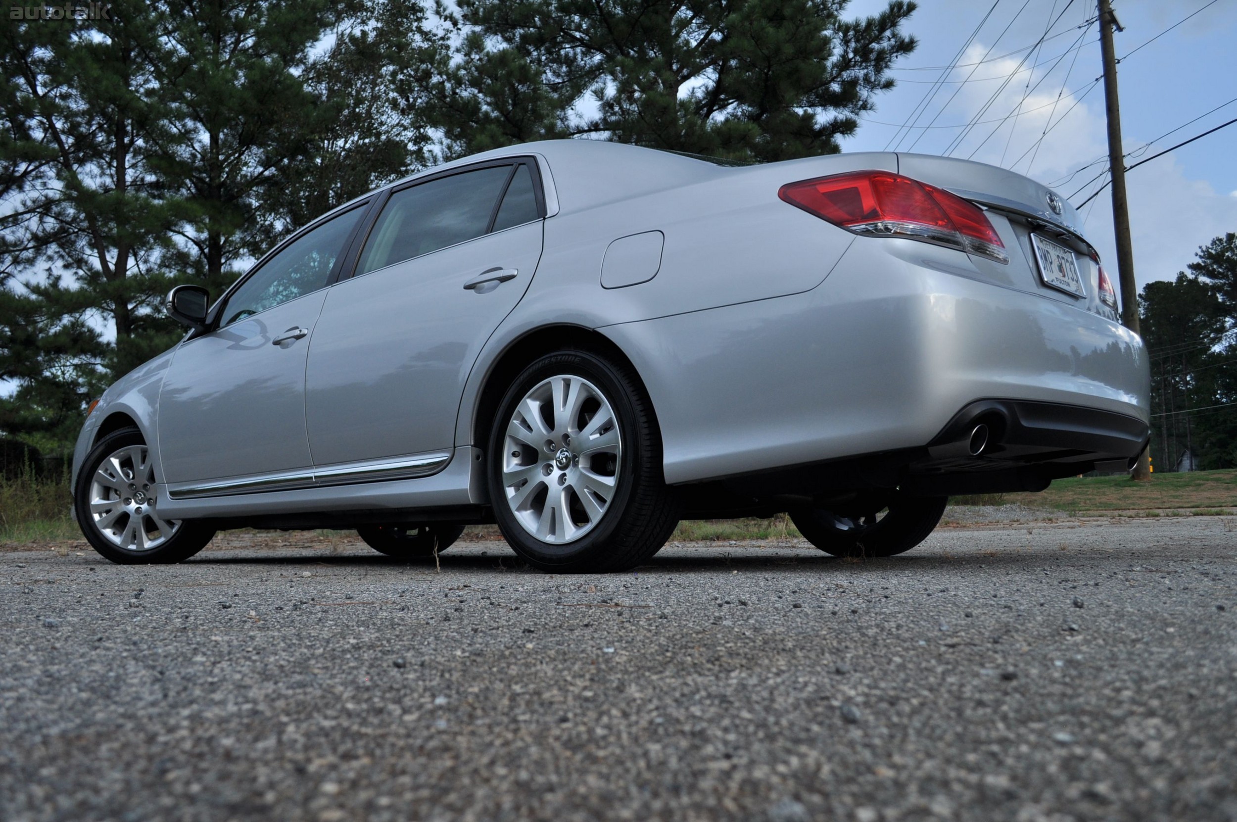 2011 Toyota Avalon Review