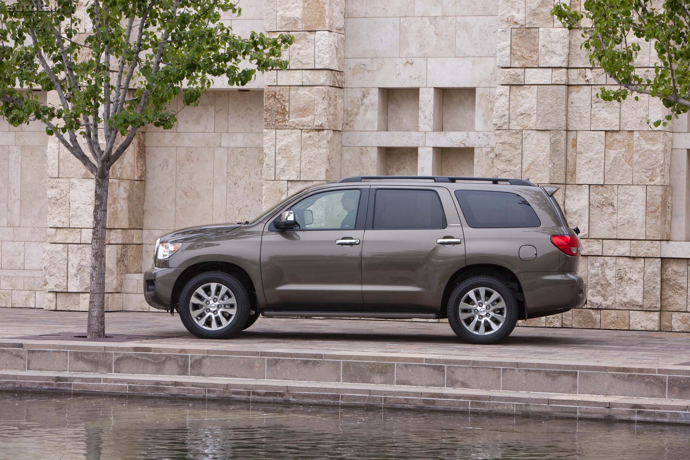 2011 Toyota Sequoia