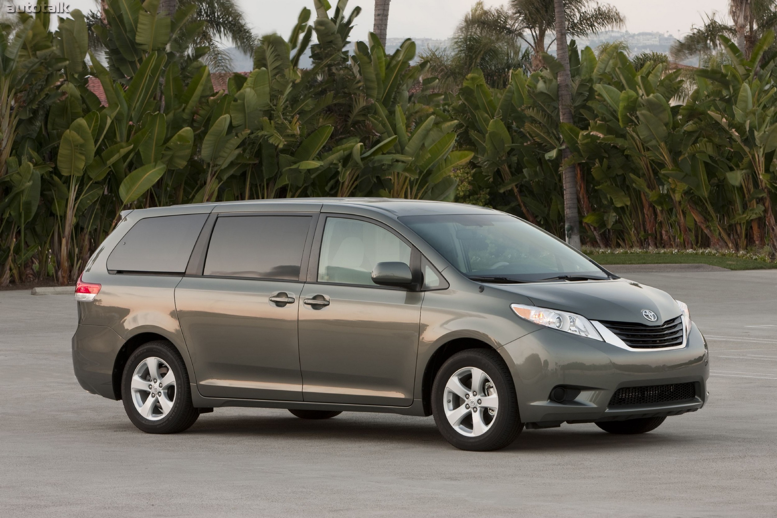 Toyota Sienna 2014