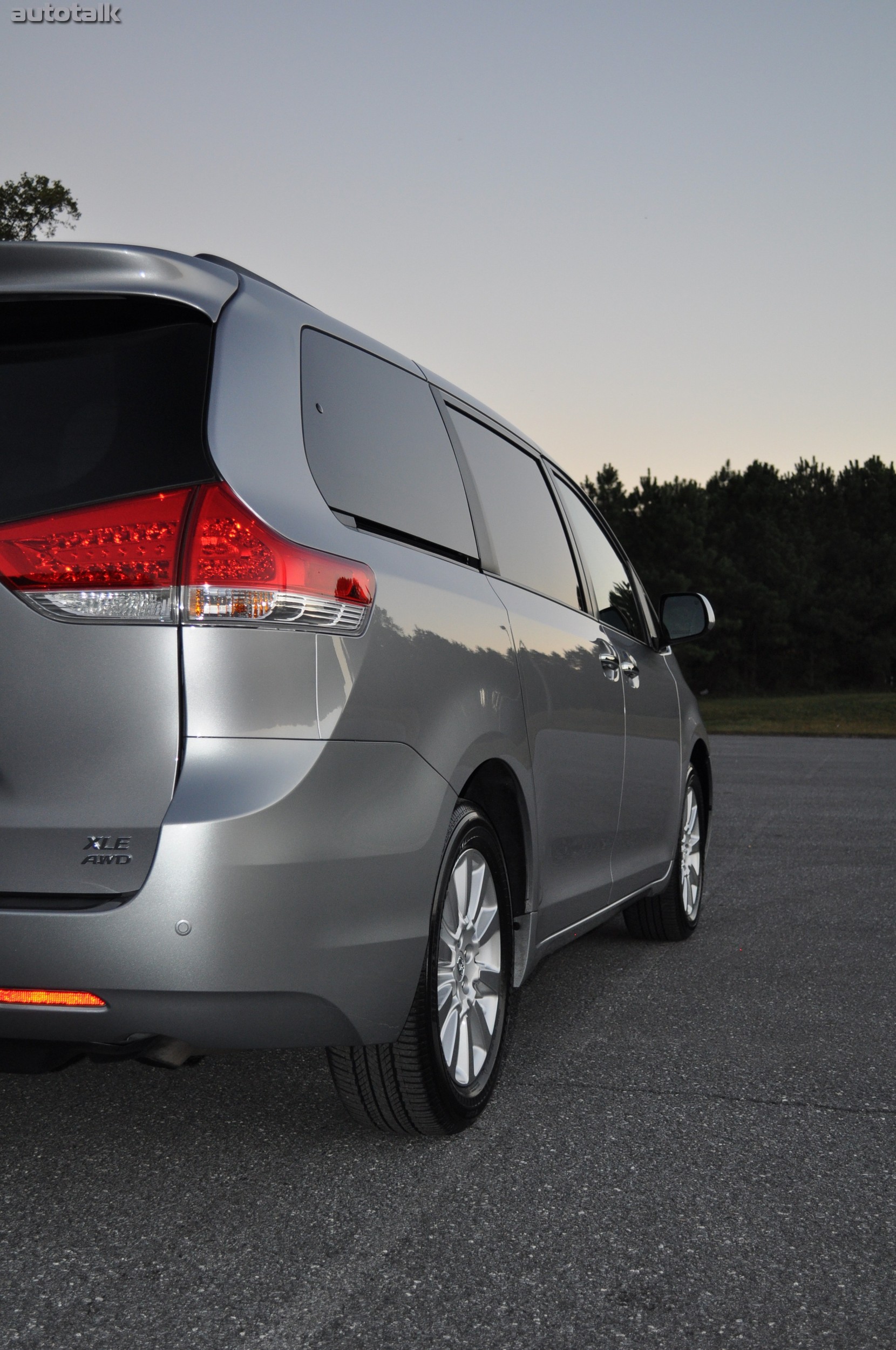 2011 Toyota Sienna Review