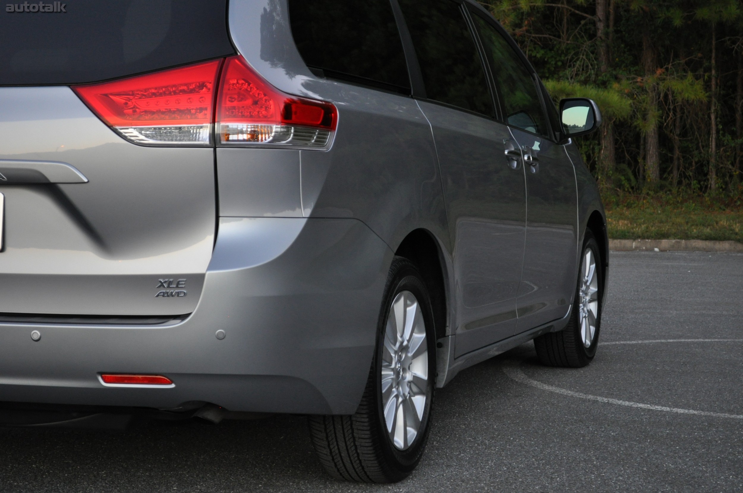 2011 Toyota Sienna Review