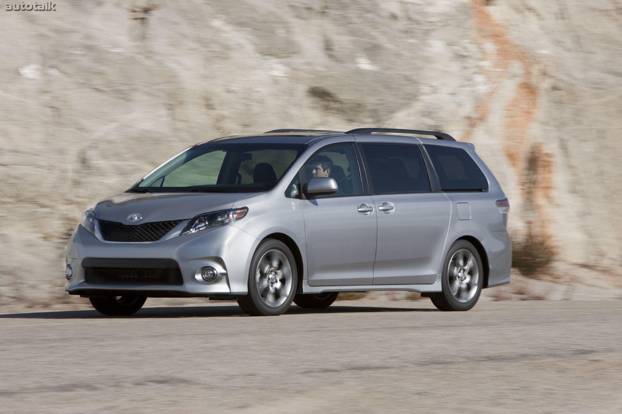 2011 Toyota Sienna SE