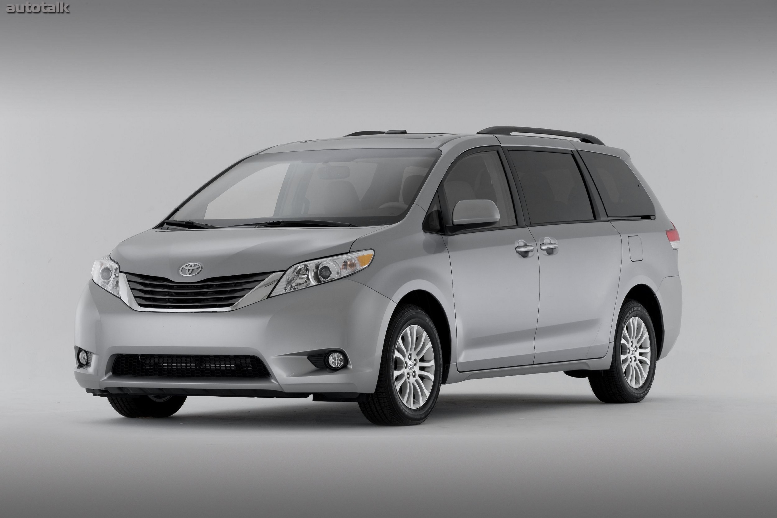 2011 Toyota Sienna XLE