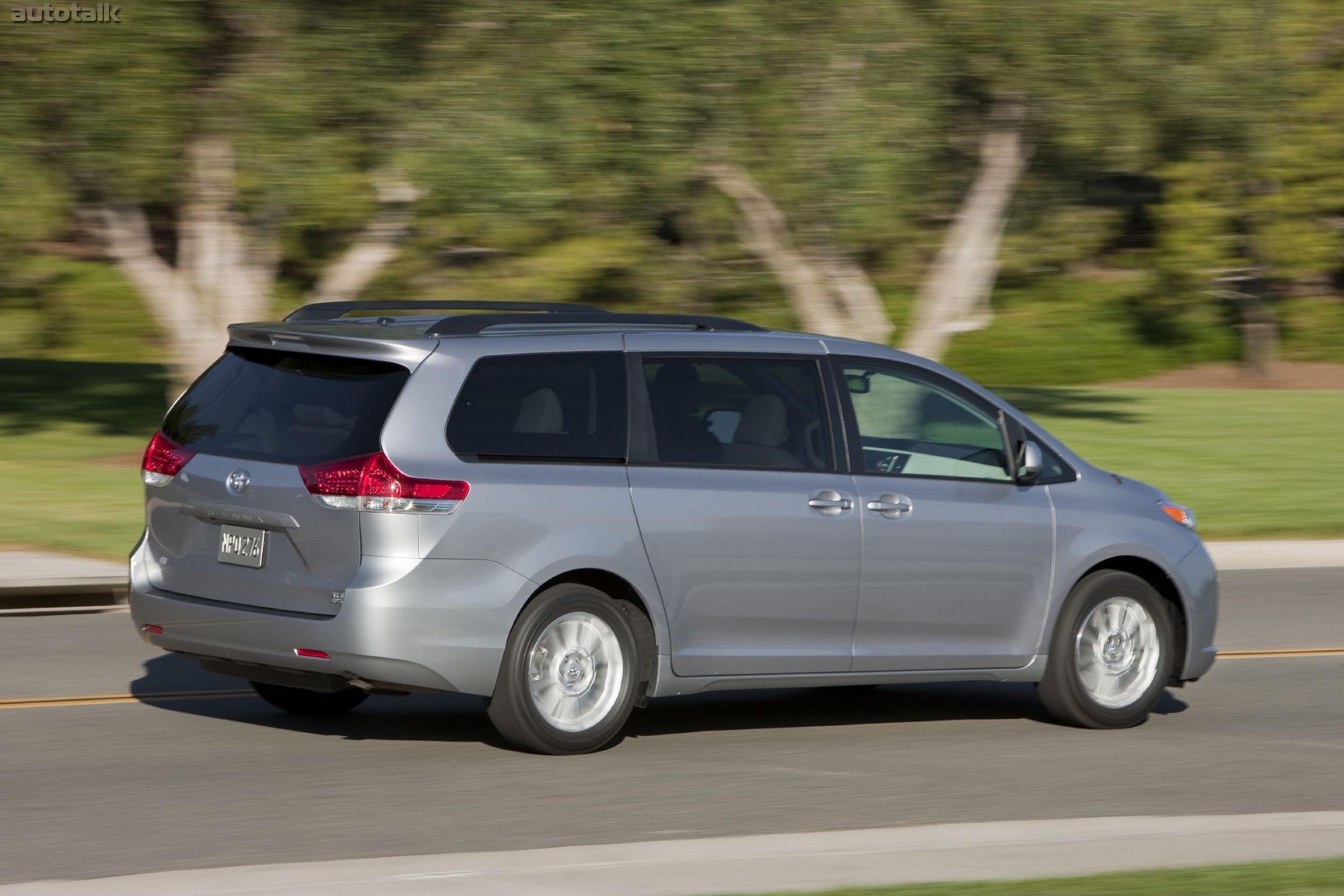 2011 Toyota Sienna XLE