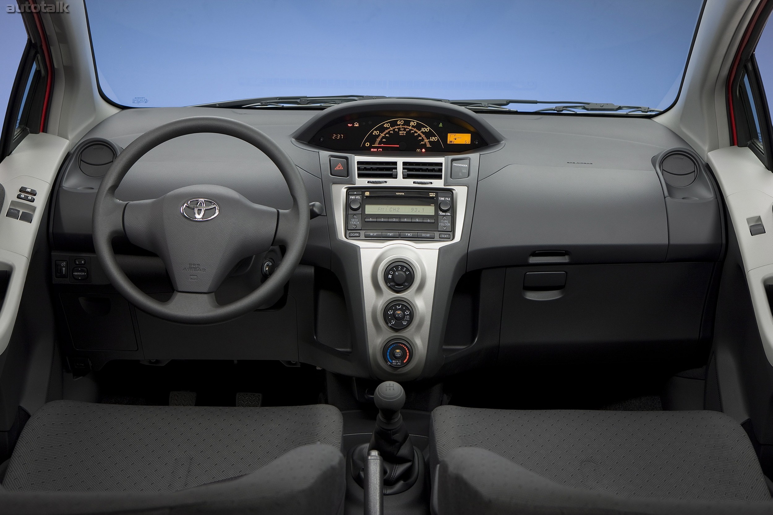 2011 Toyota Yaris