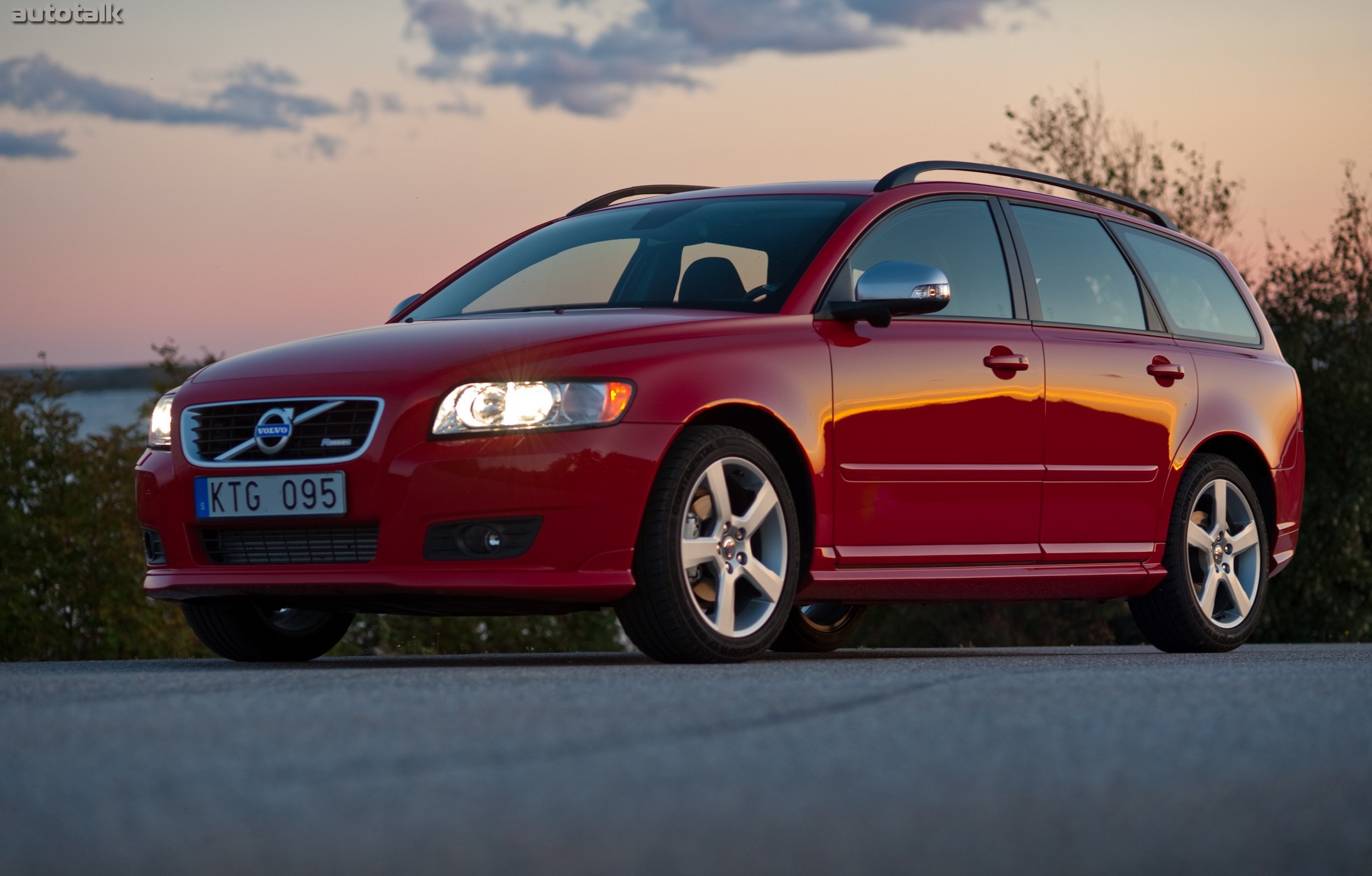 2011 Volvo V50