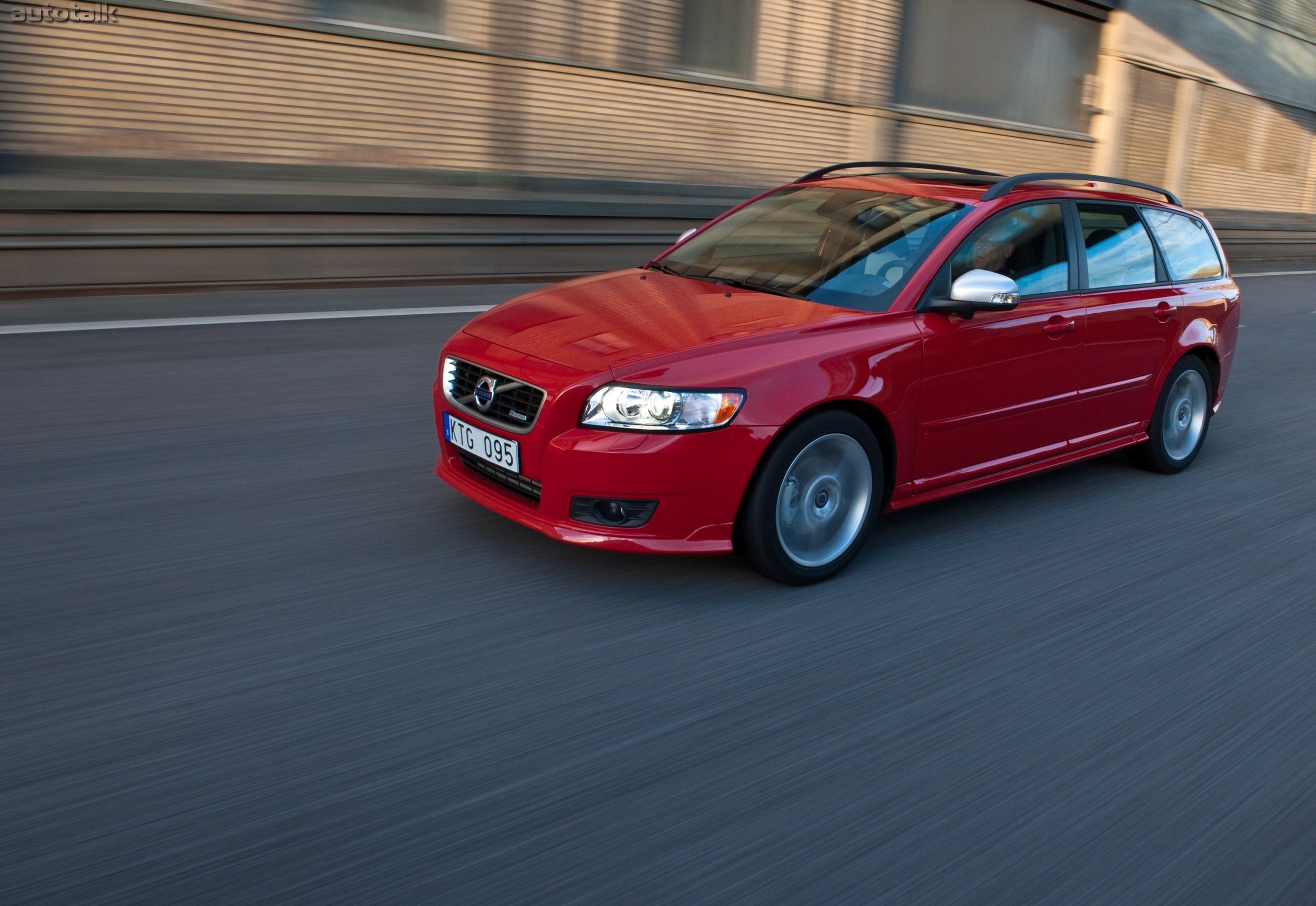 2011 Volvo V50