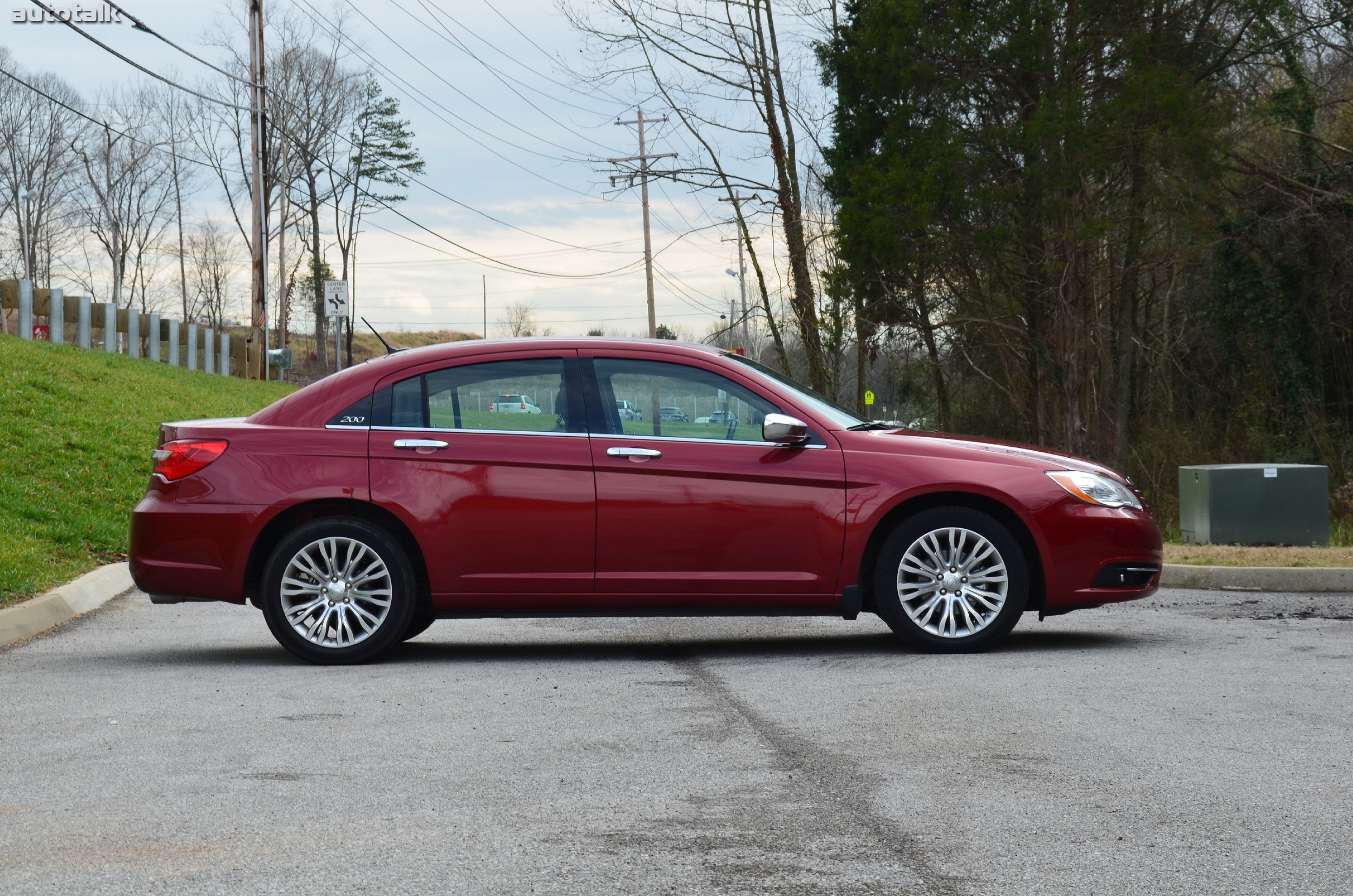 2012 Chrysler 200 Review