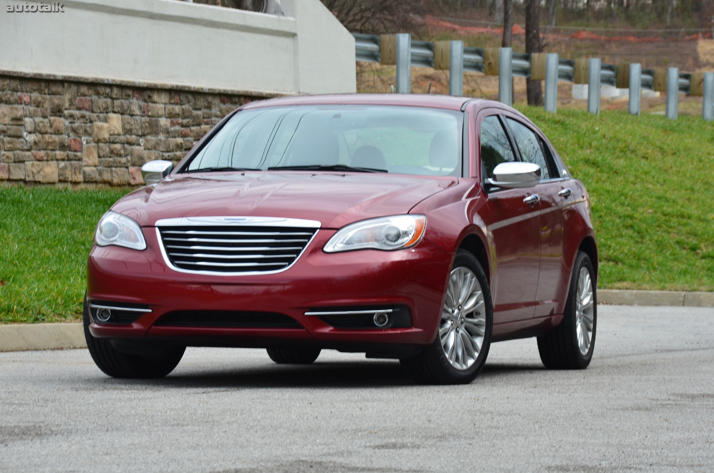 2012 Chrysler 200 Review