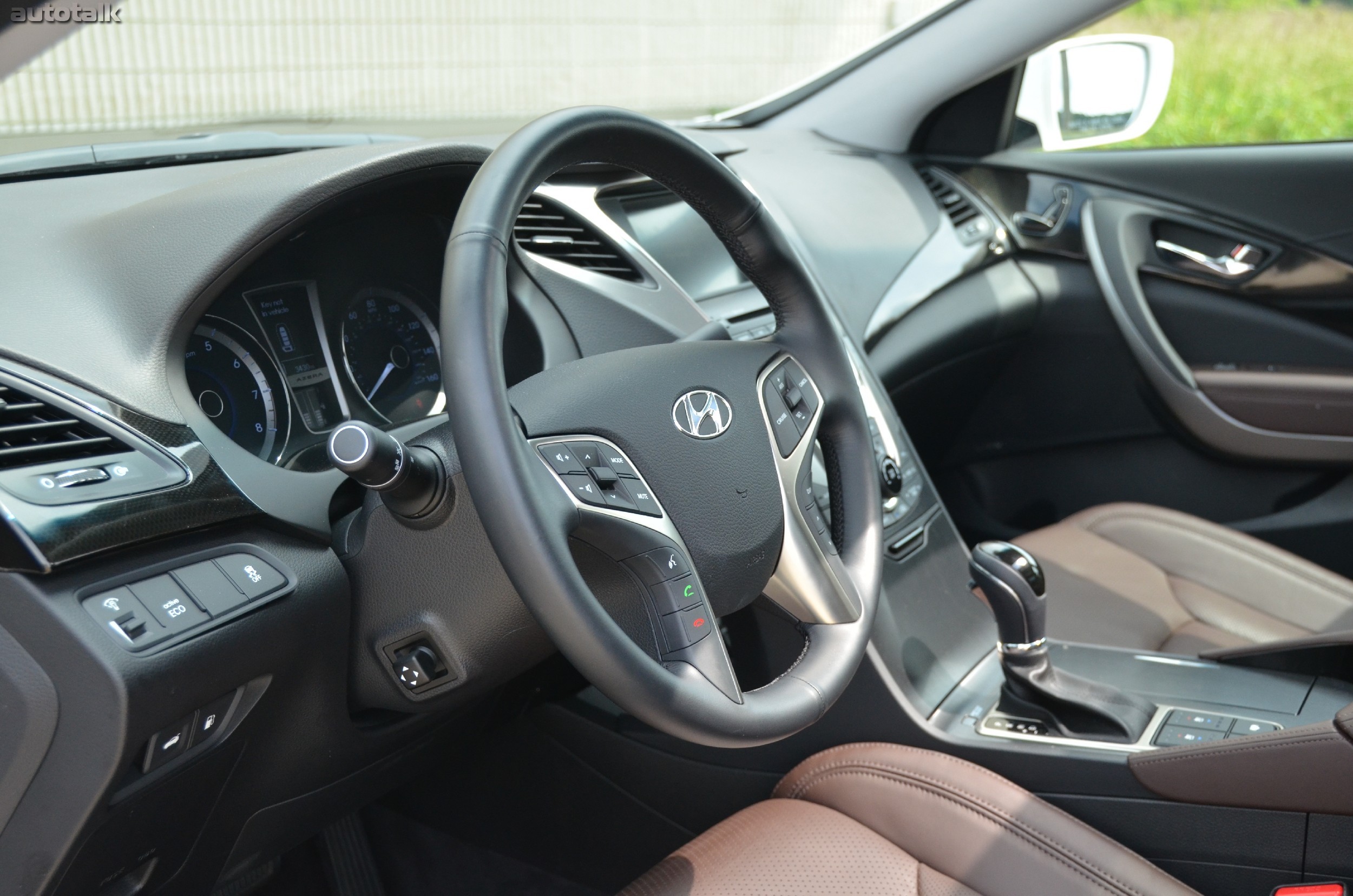 2012 Hyundai Azera Review