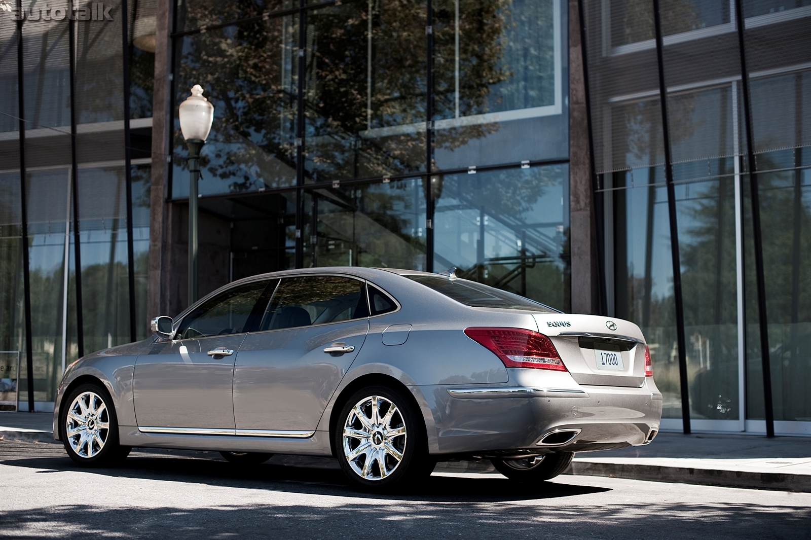 2012 Hyundai Equus