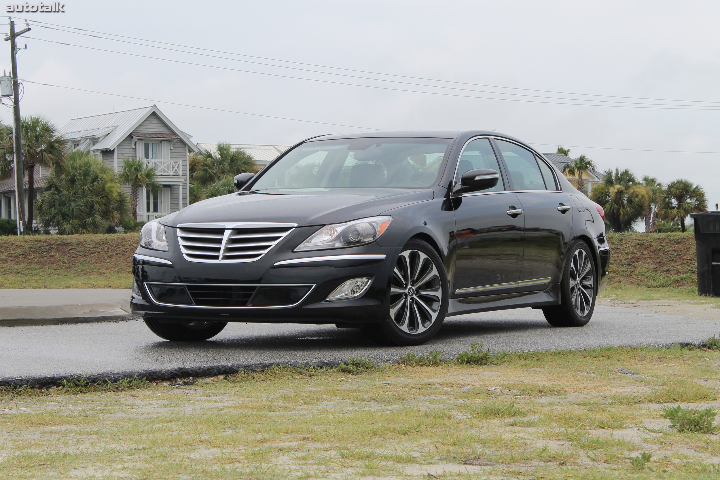 2012 Hyundai Genesis Sedan 5.0 R-Spec First Drive