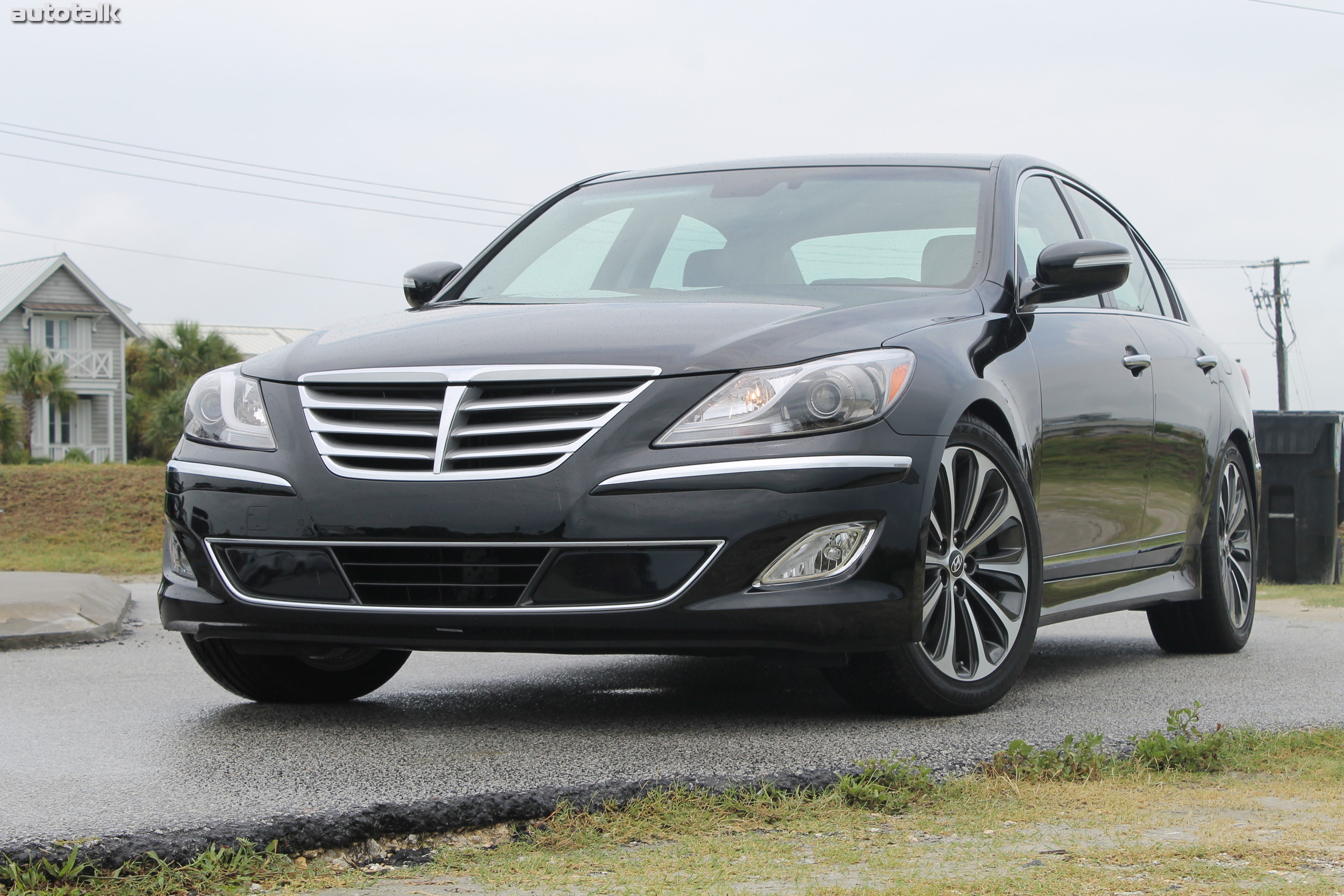 2012 Hyundai Genesis Sedan 5.0 R-Spec First Drive