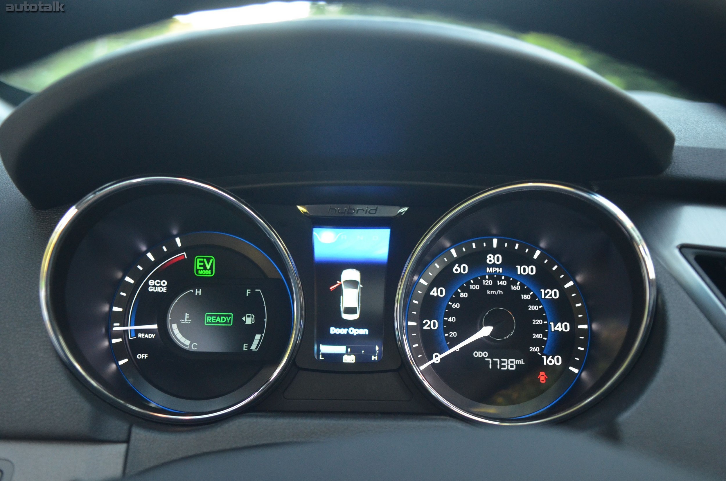 2012 Hyundai Sonata Hybrid Review