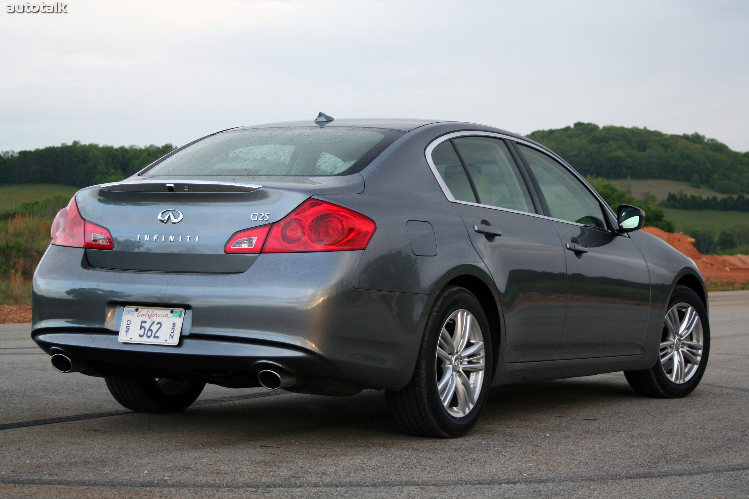 2012 Infiniti G25 Review