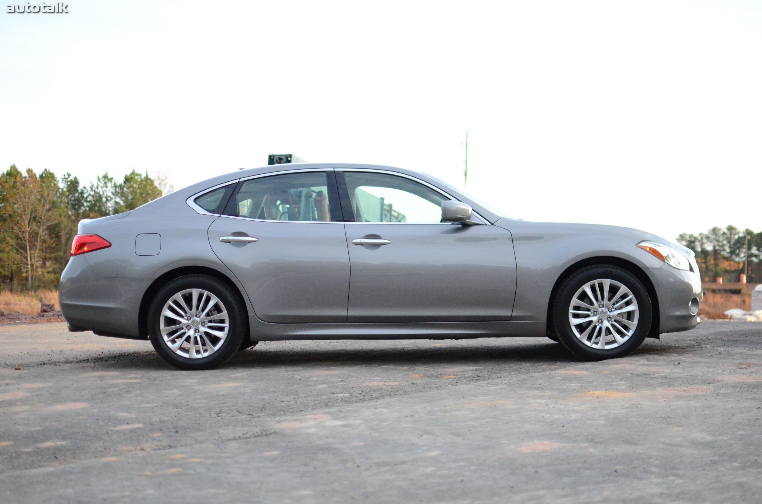 2012 Infiniti M37 Review