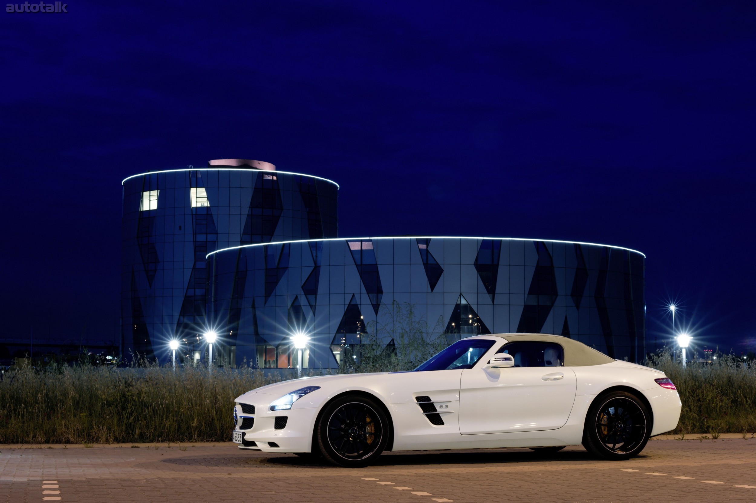 2012 Mercedes-Benz SLS AMG Roadster