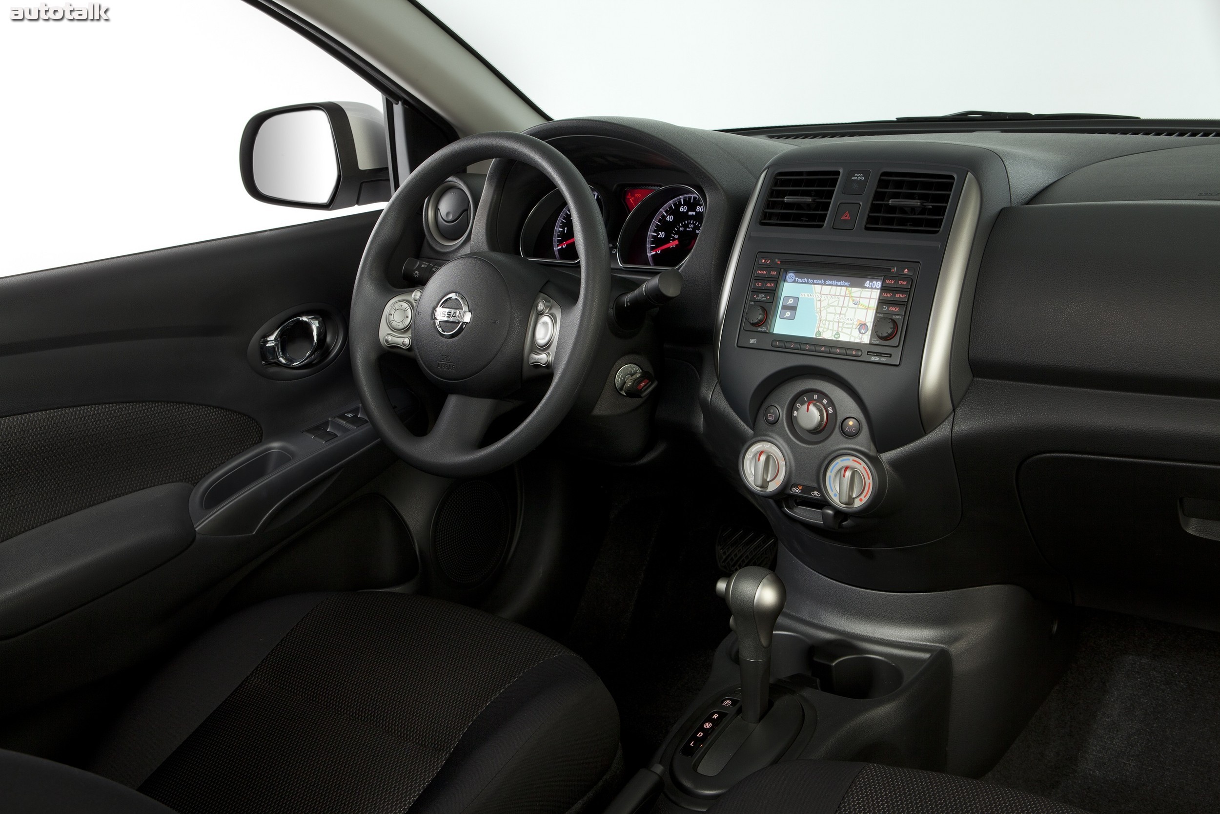 2012 Nissan Versa Dashboard