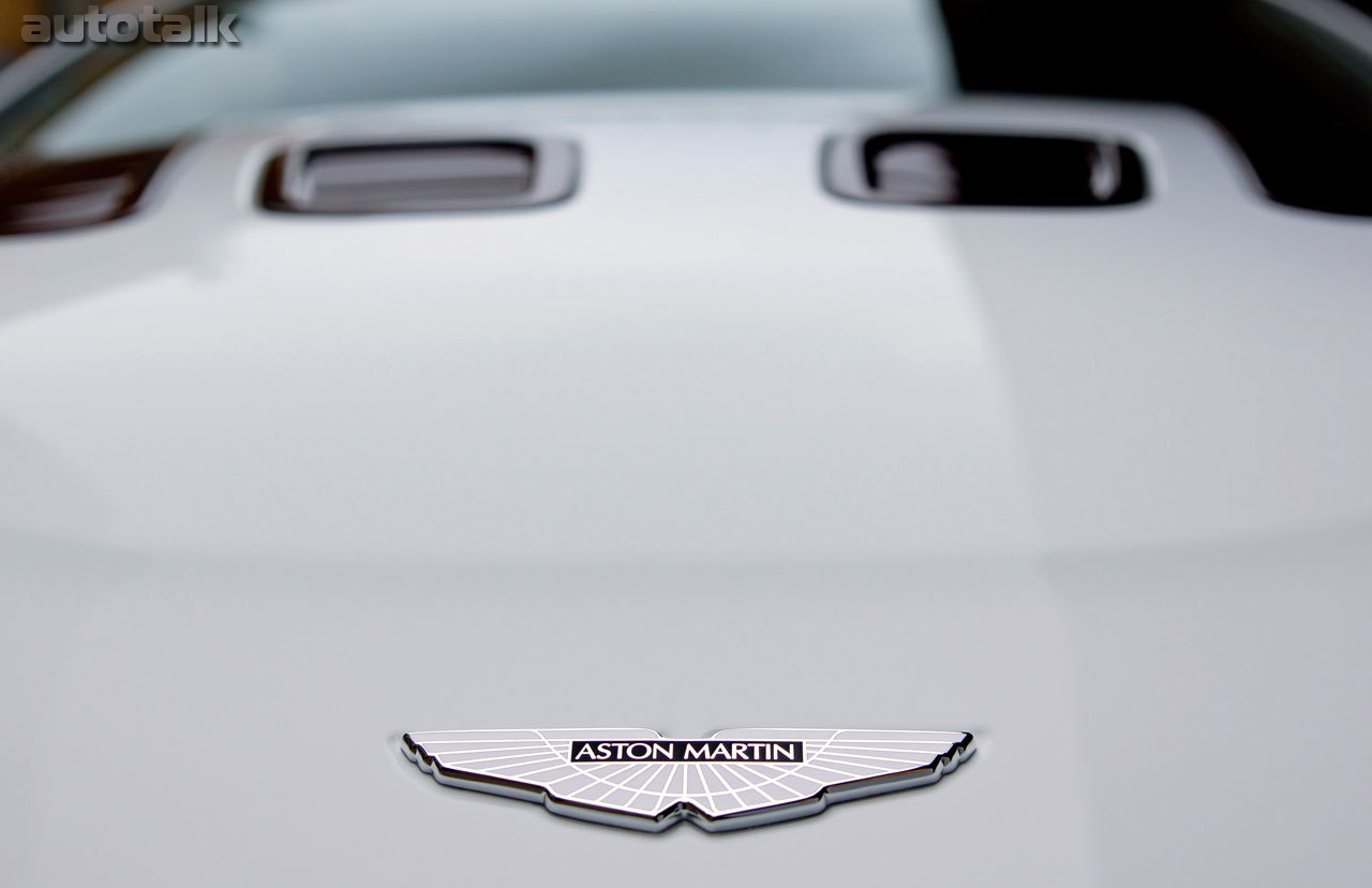 2013 Aston Martin V12 Vantage Roadster