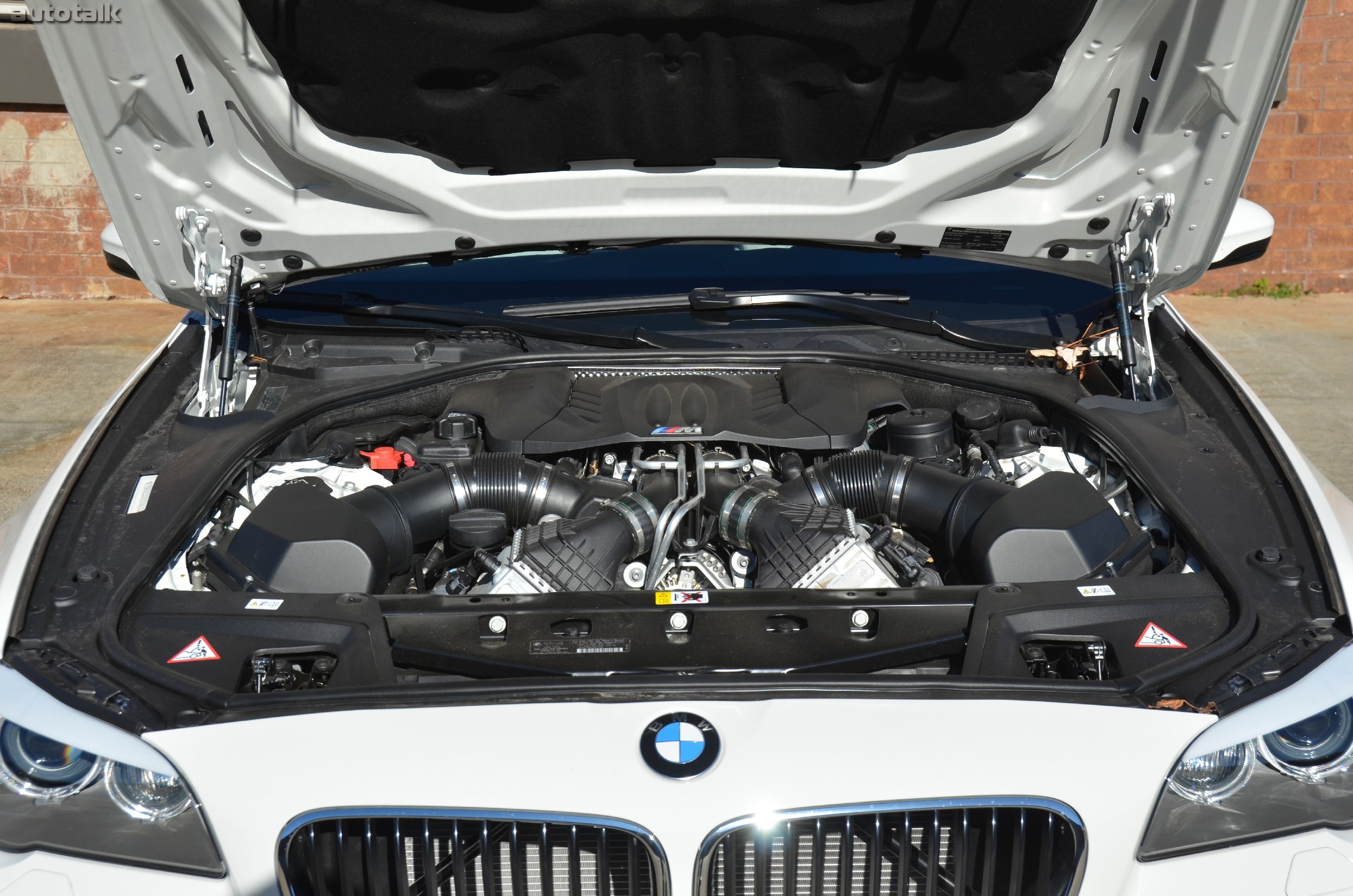 2013 BMW M5 Review