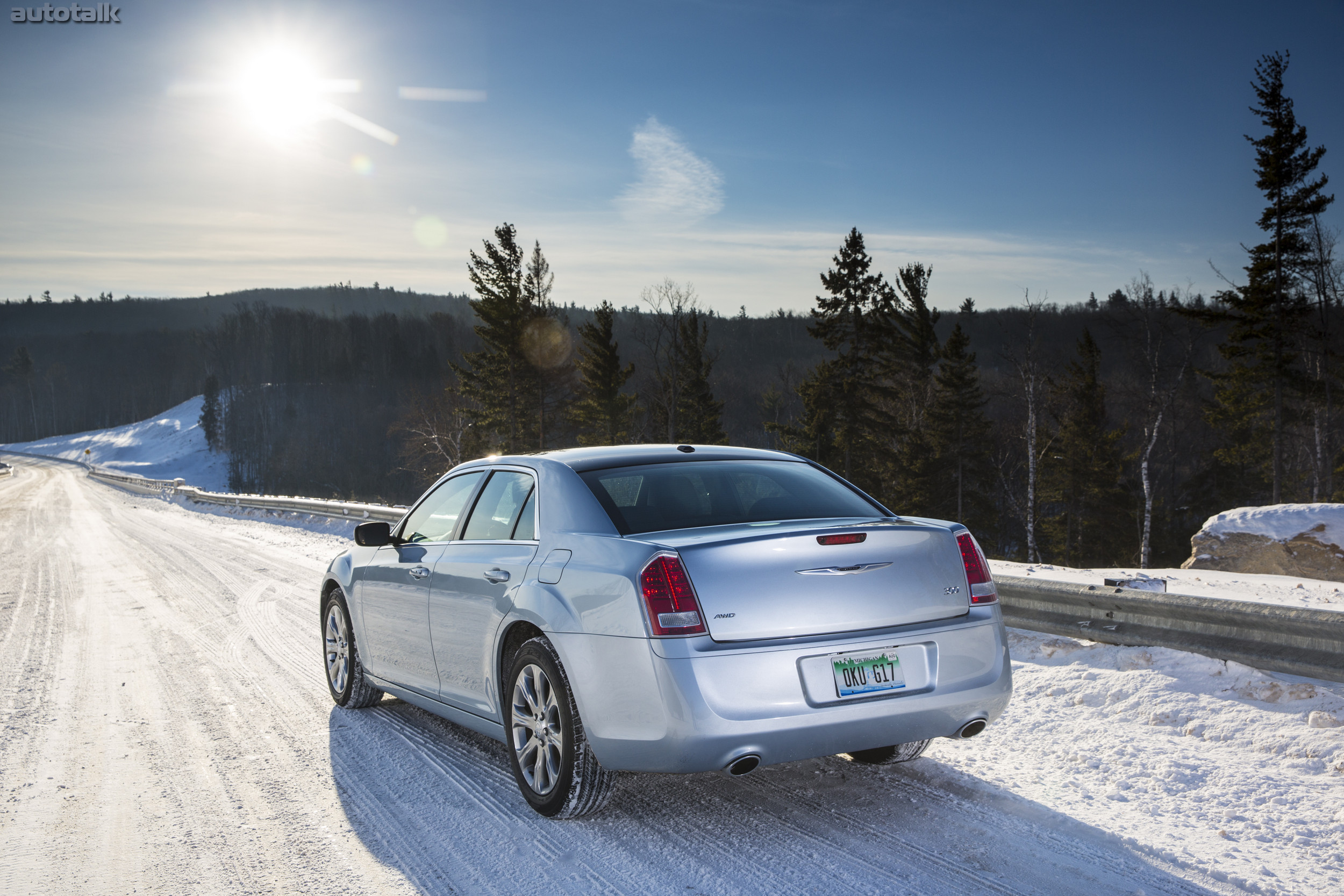 2013 Chrysler 300 Glacier