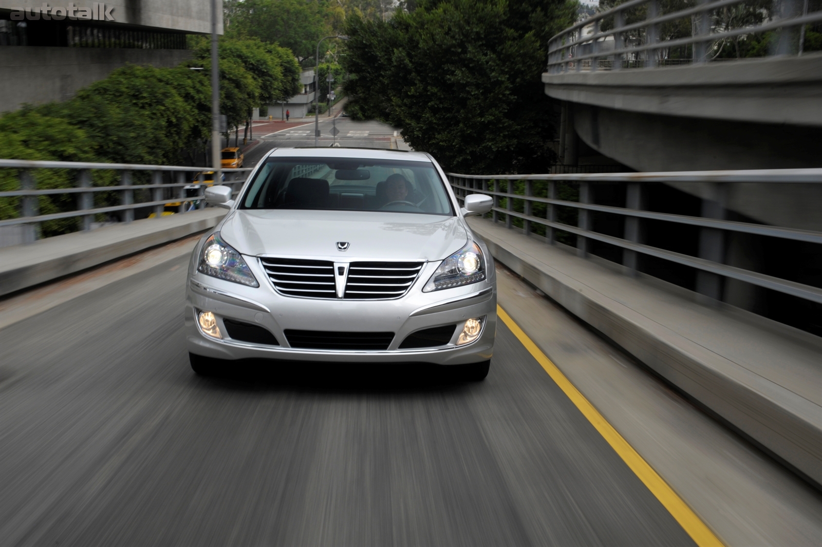 2013 Hyundai Equus