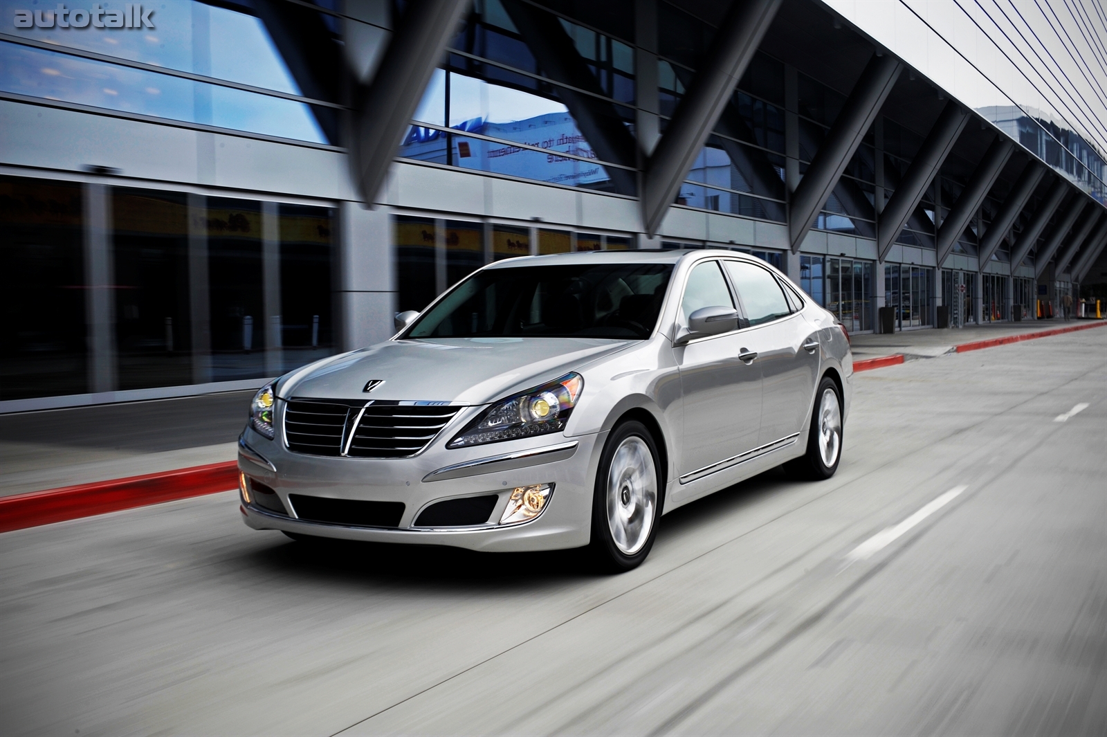 2013 Hyundai Equus