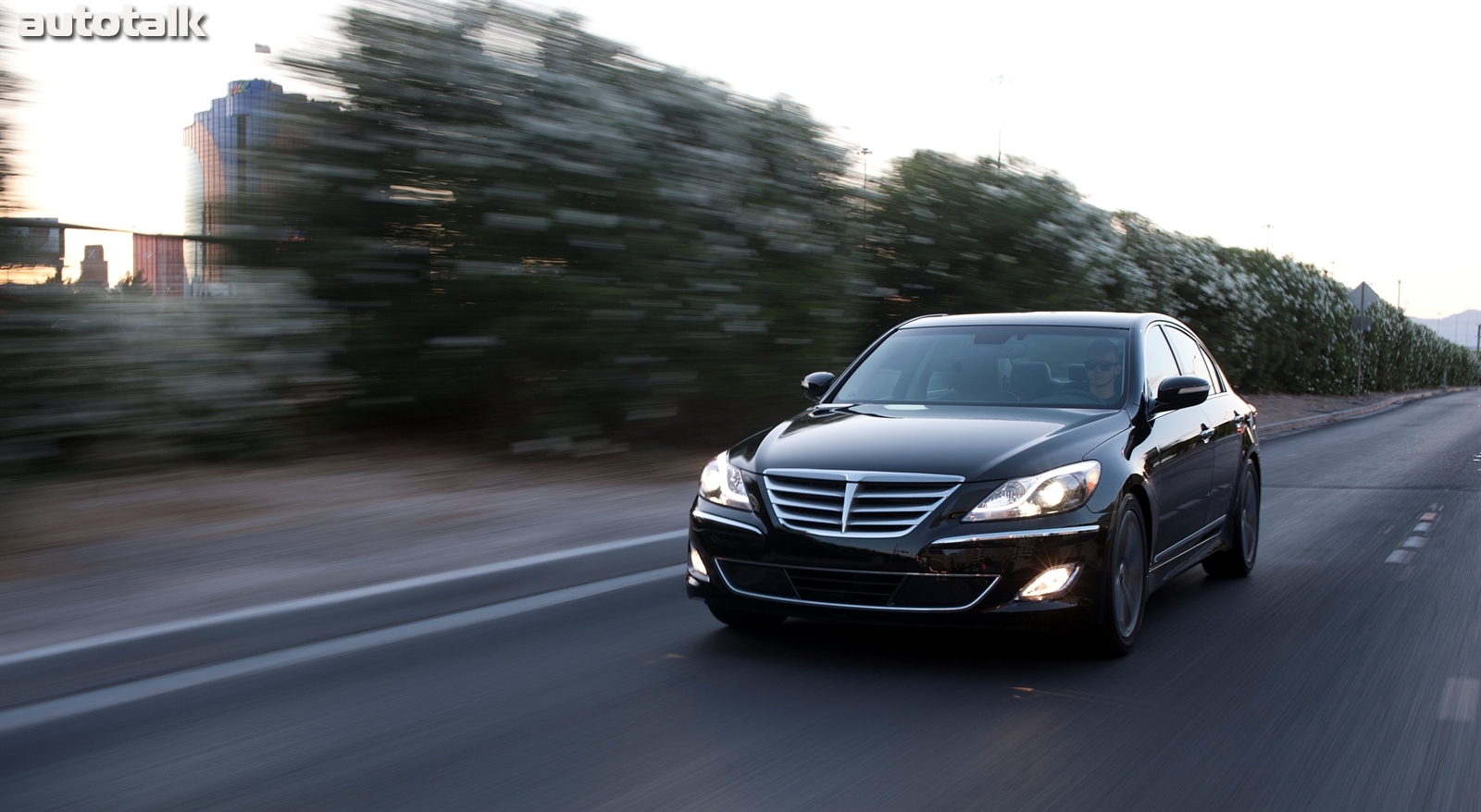 2013 Hyundai Genesis Sedan