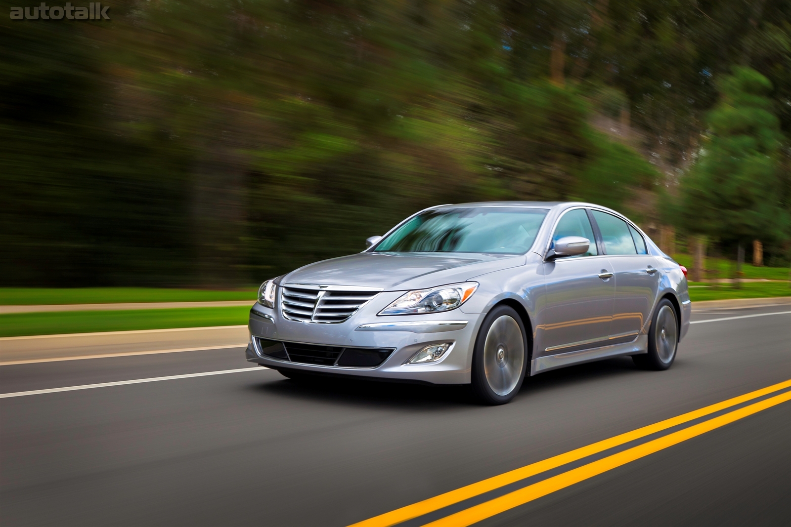 2013 Hyundai Genesis Sedan