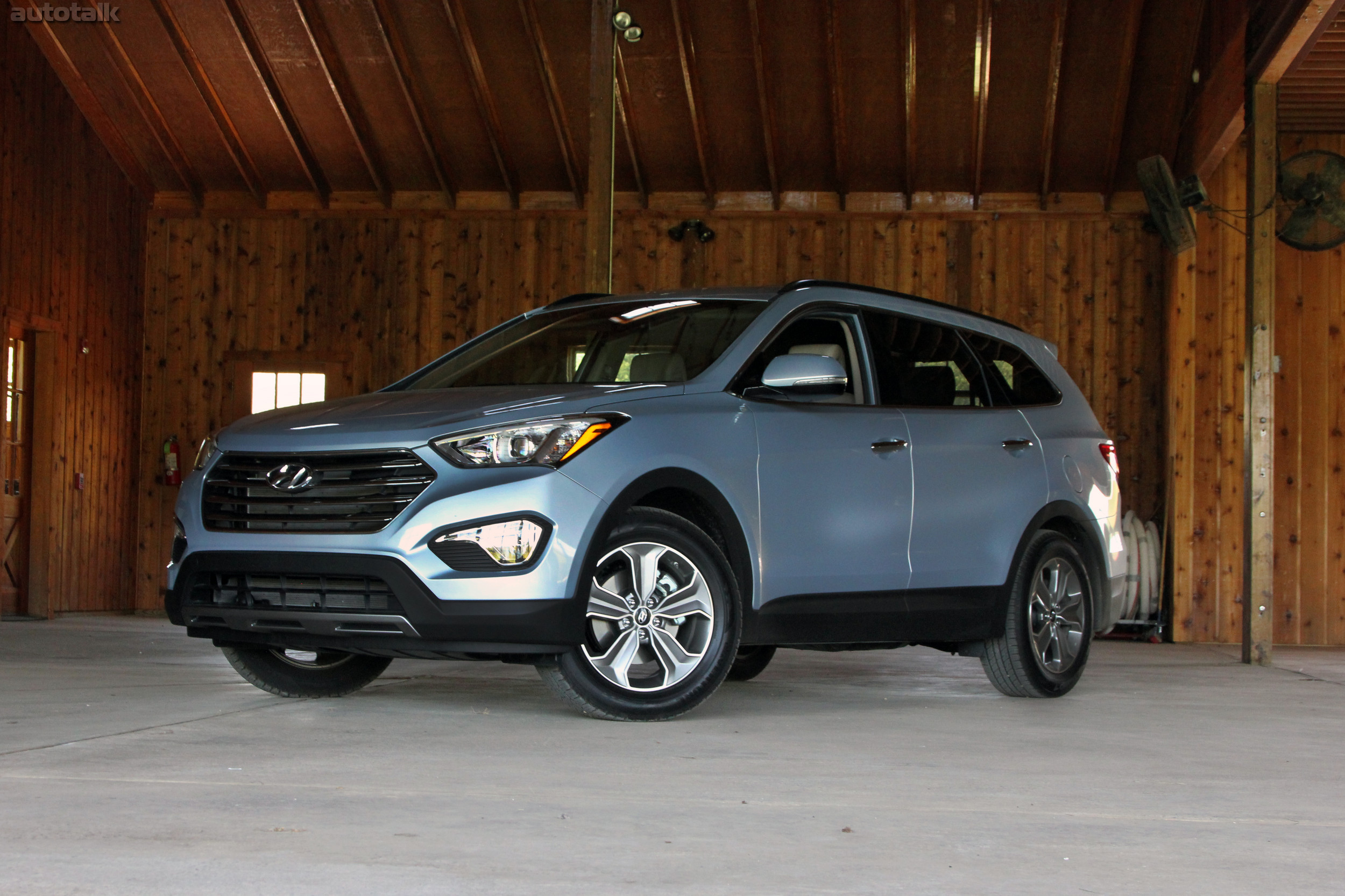 2013 Hyundai Santa Fe Review