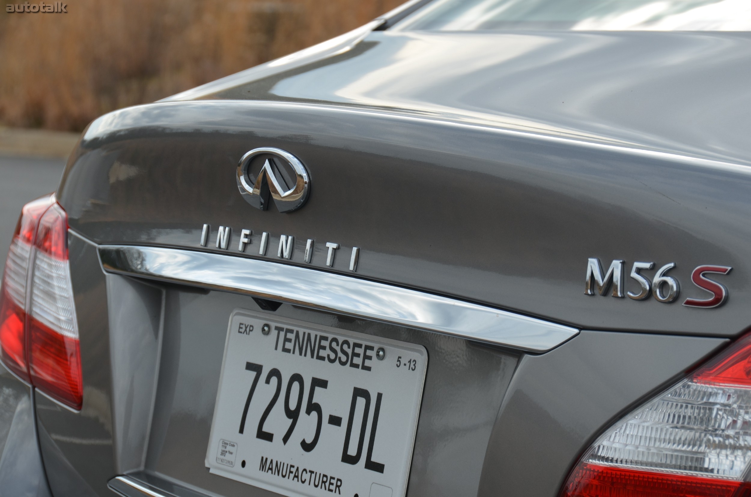 2013 Infiniti M56 Review