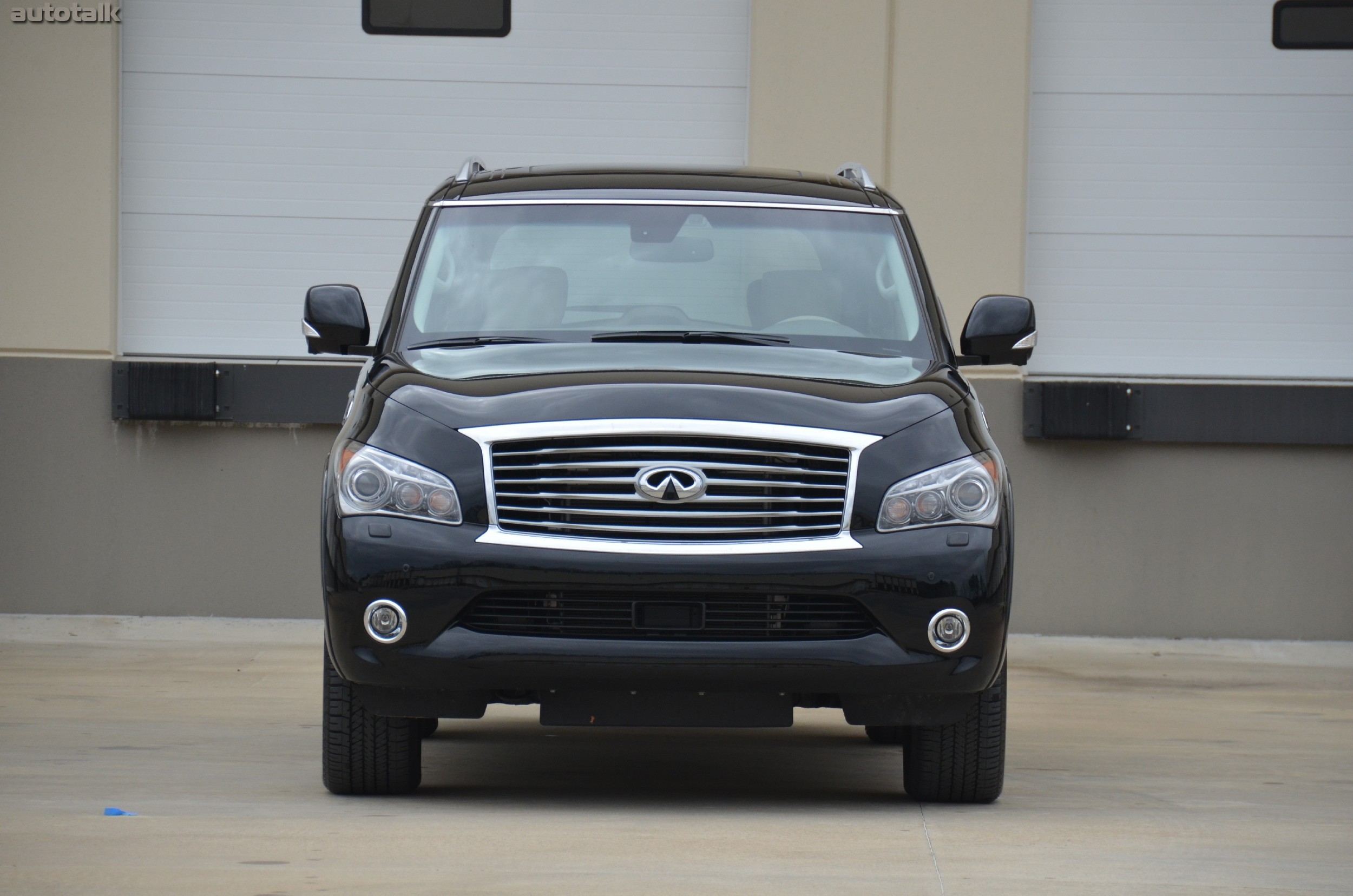 2013 Infiniti QX56 Review