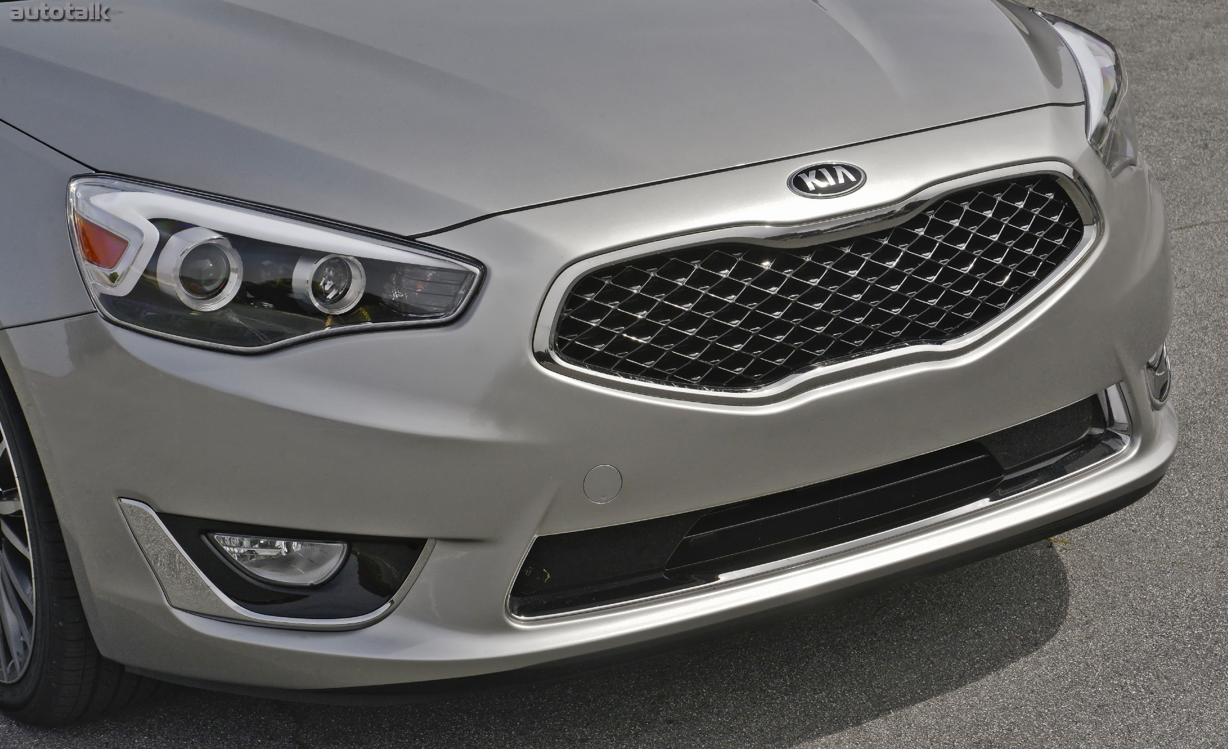 2013 Kia Cadena