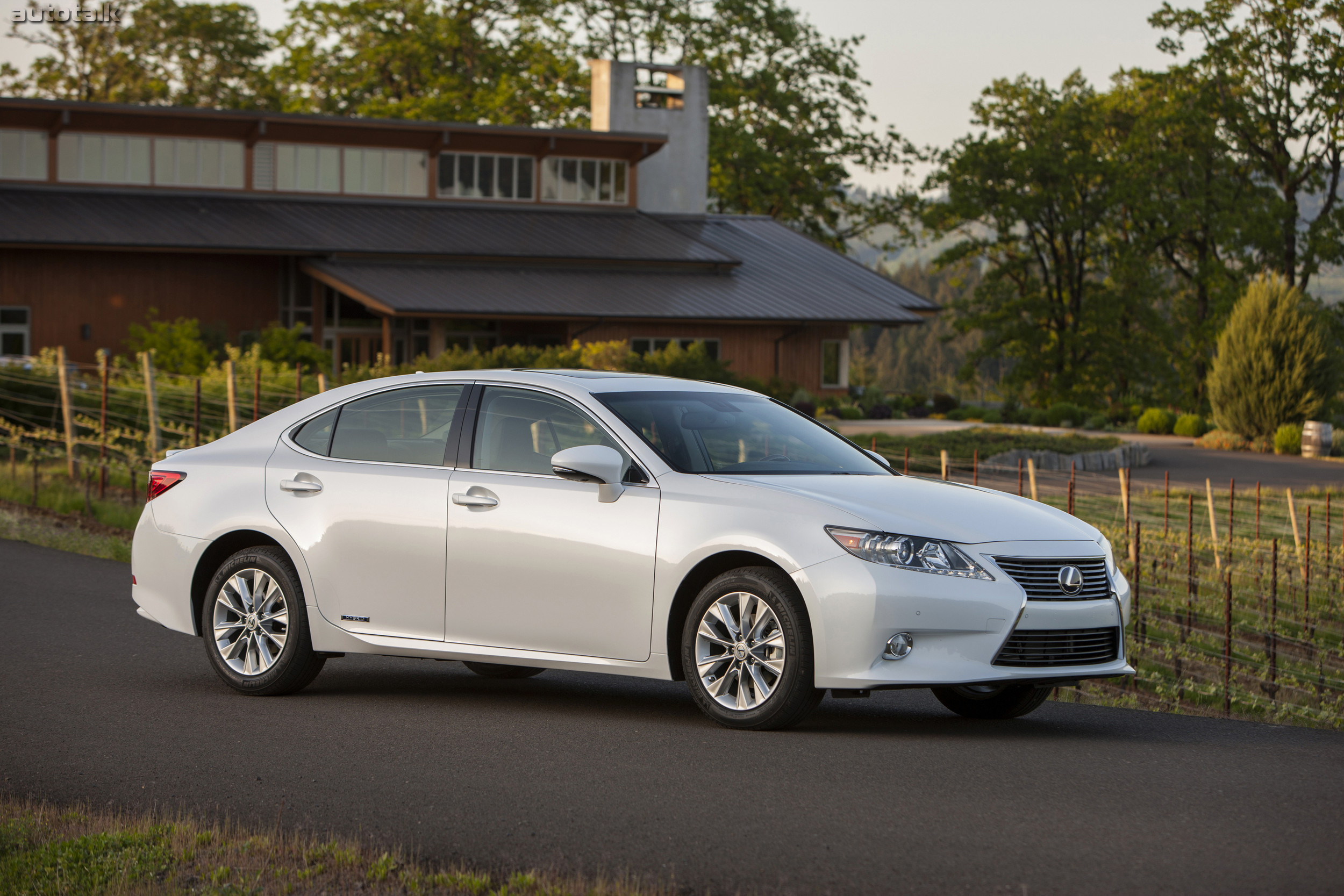 2013 Lexus ES 300h