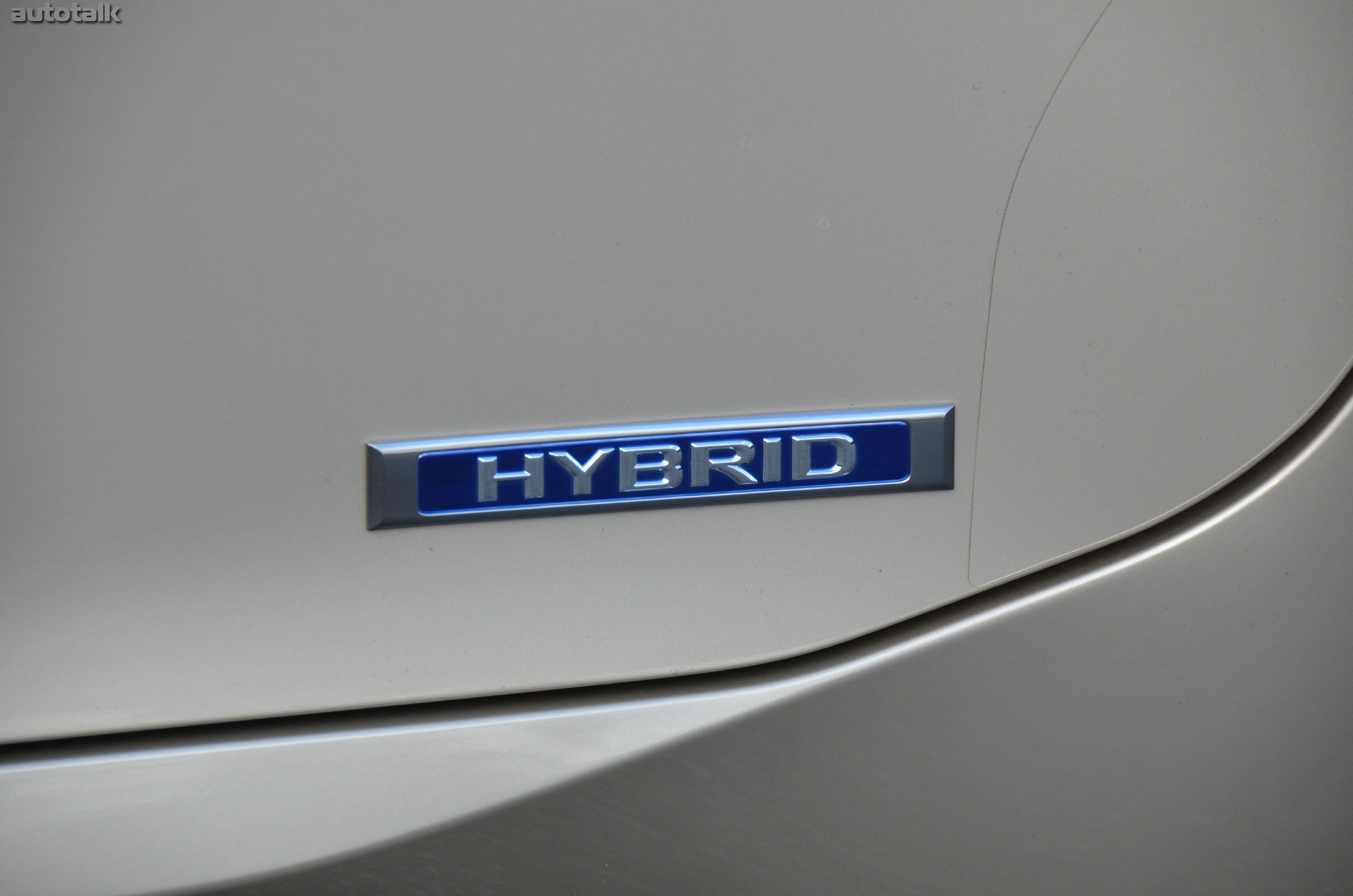 2013 Lexus ES Hybrid Review