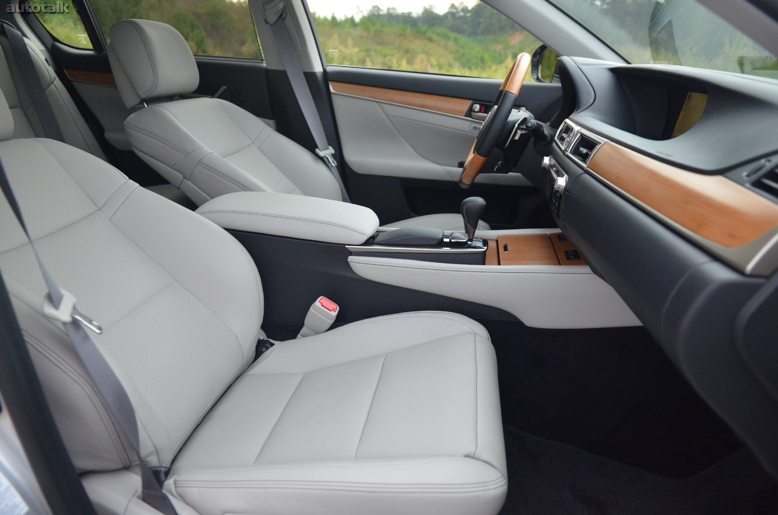 2013 Lexus GS450h Review