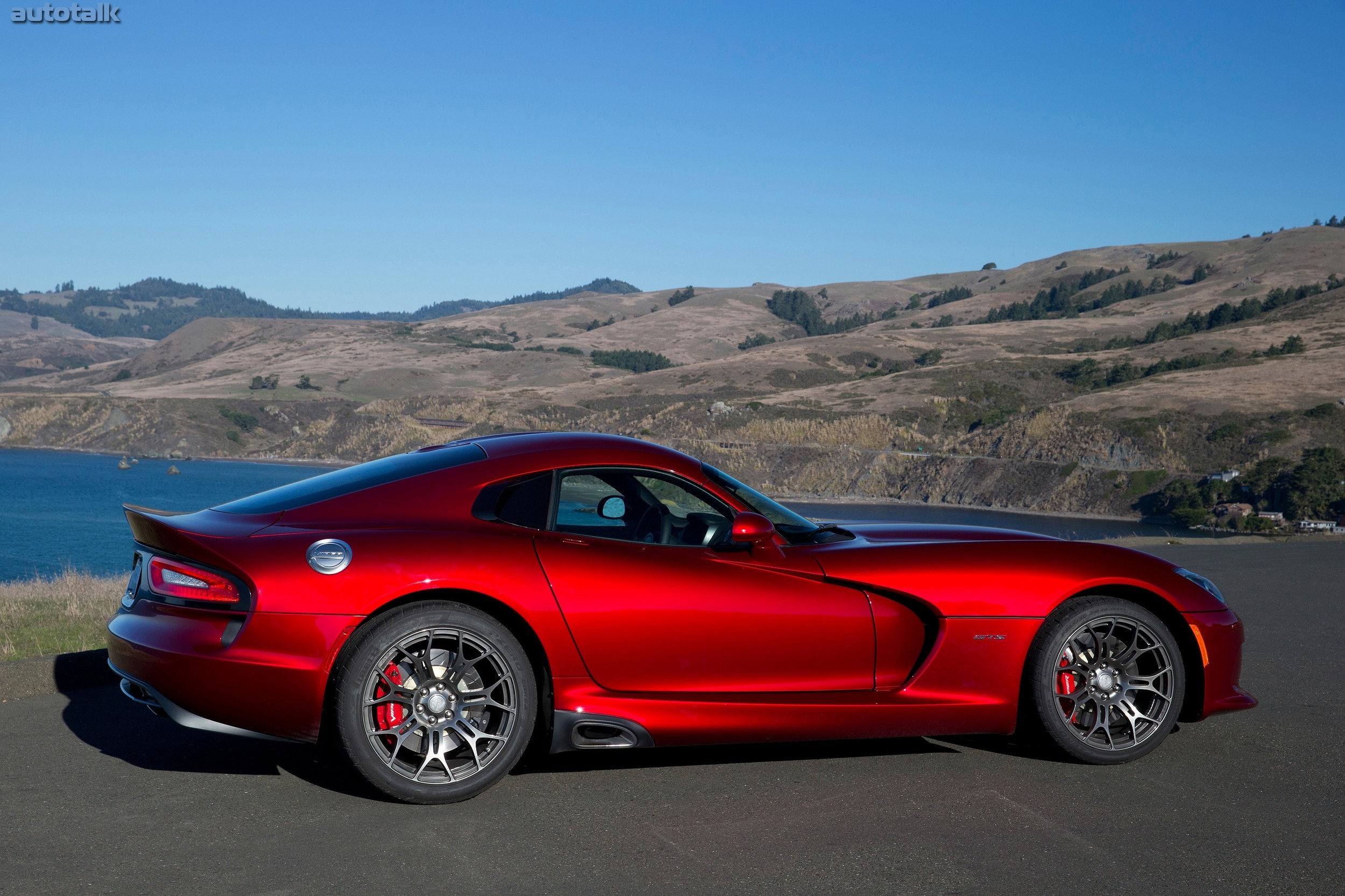 Viper's. Додж Вайпер ГТС 2018. Додж Вайпер 2012. Dodge srt Viper GTS 2013. Dodge Viper srt GTS.