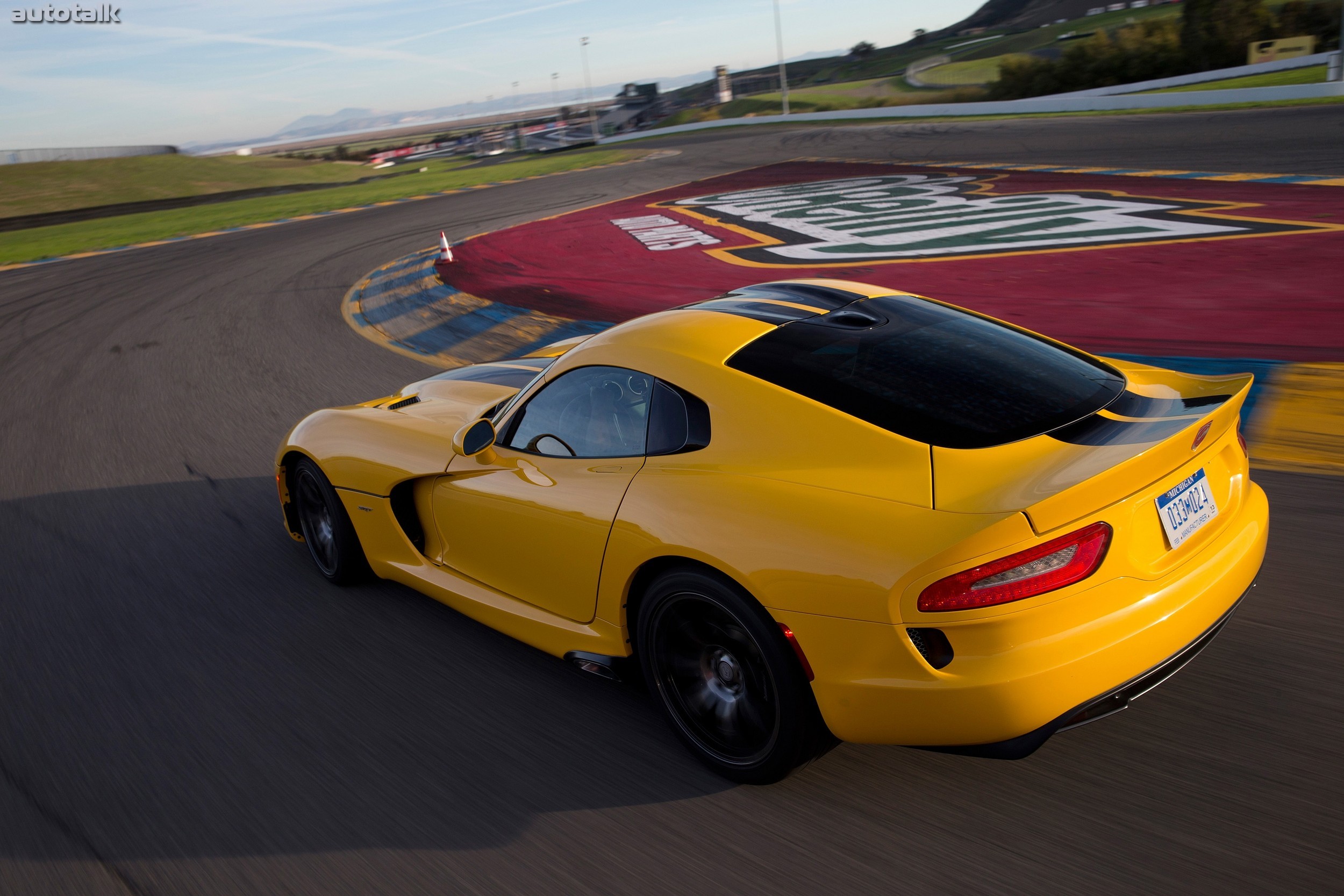 2013 SRT Viper