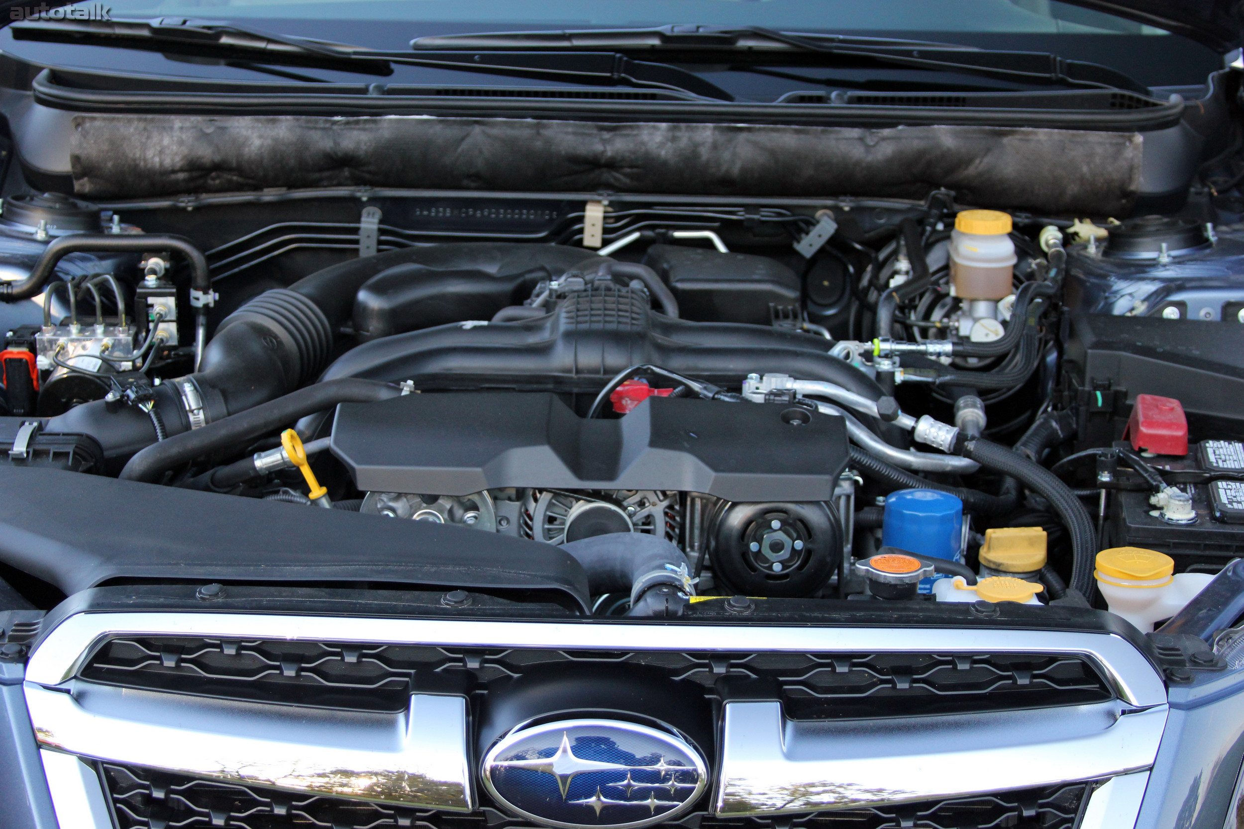 2013 Subaru Legacy 2.5i Premium Review