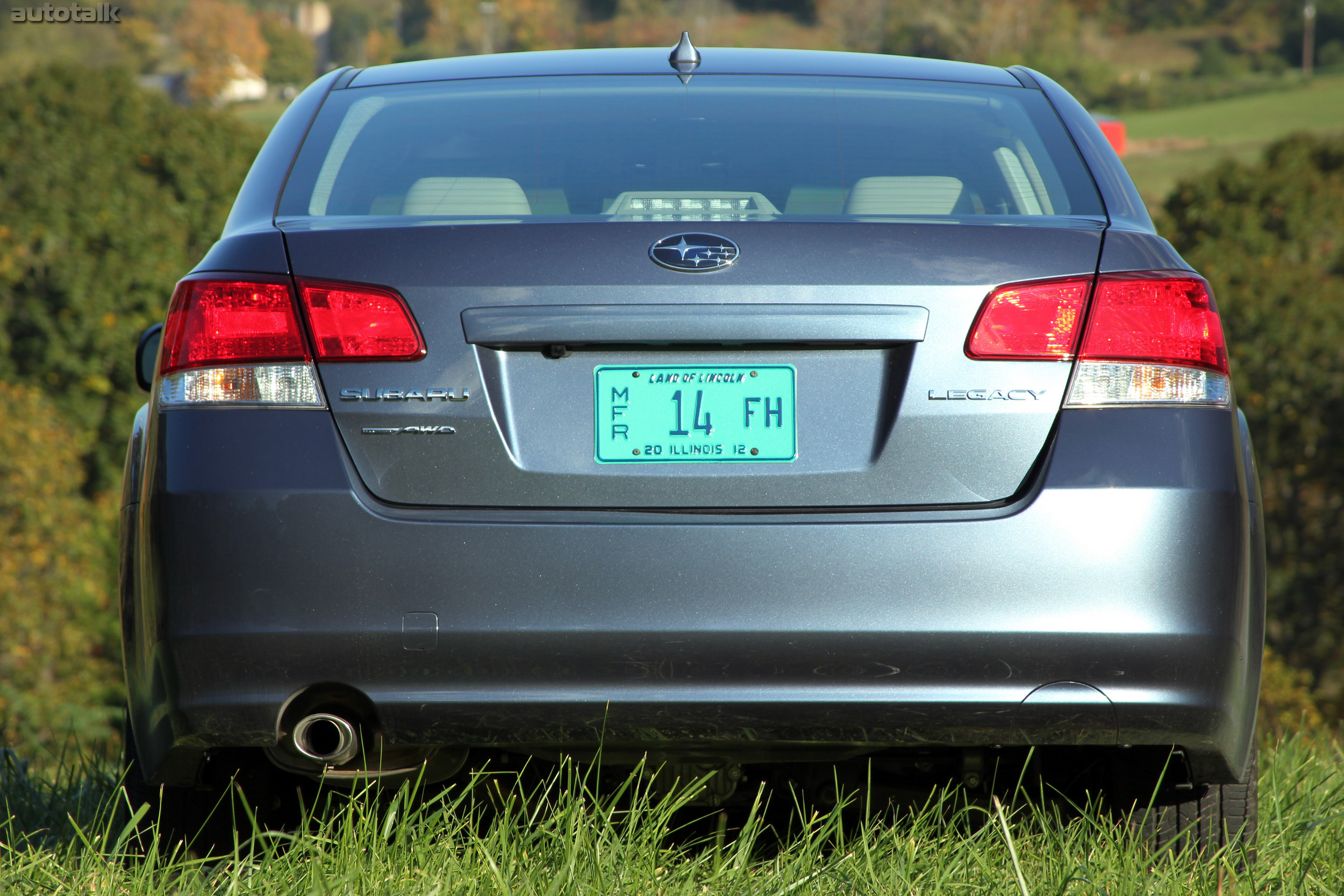 2013 Subaru Legacy 2.5i Premium Review