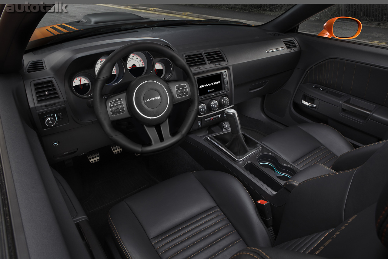 2014 Dodge Challenger RT Shaker