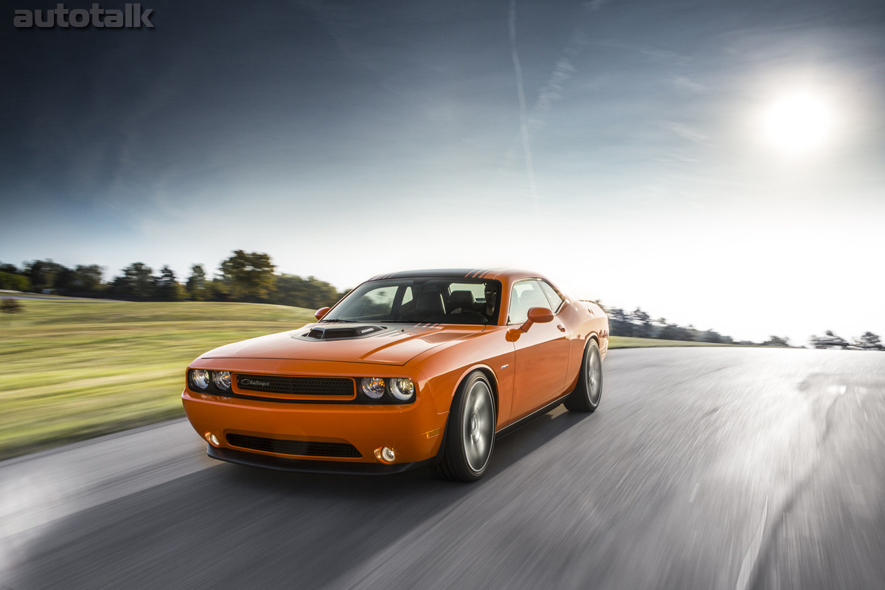 2014 Dodge Challenger RT Shaker