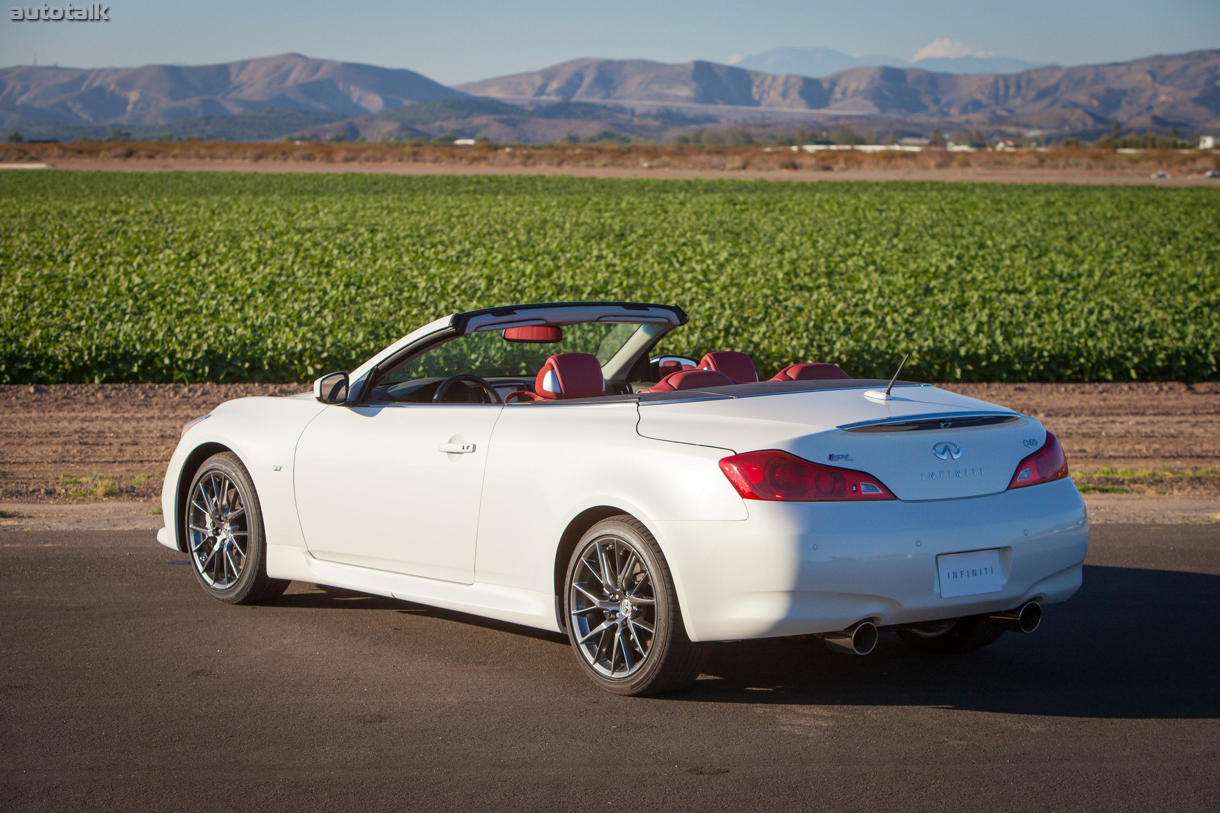 2014 Infiniti Q60 IPL Convertible