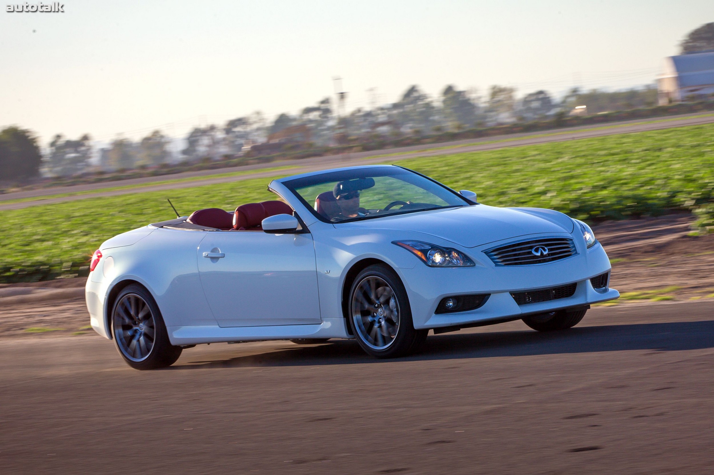 2014 Infiniti Q60 IPL Convertible