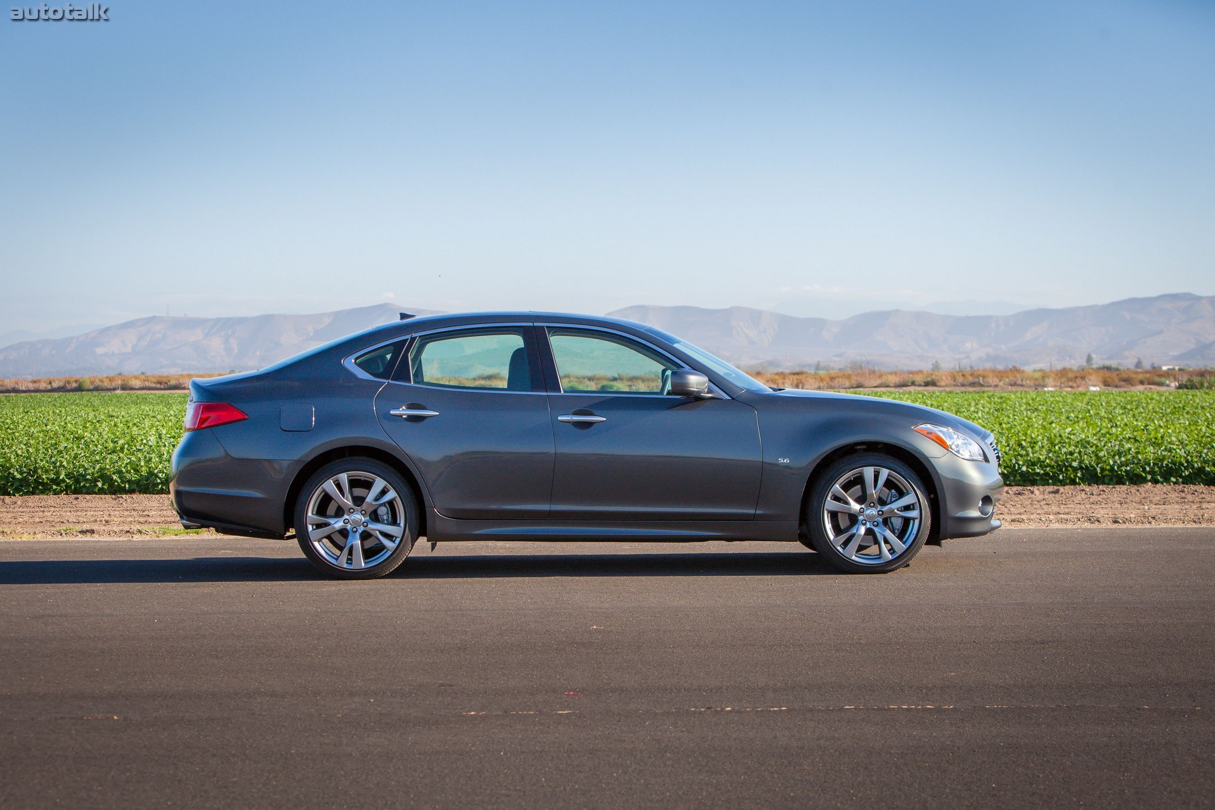 2014 Infiniti Q70